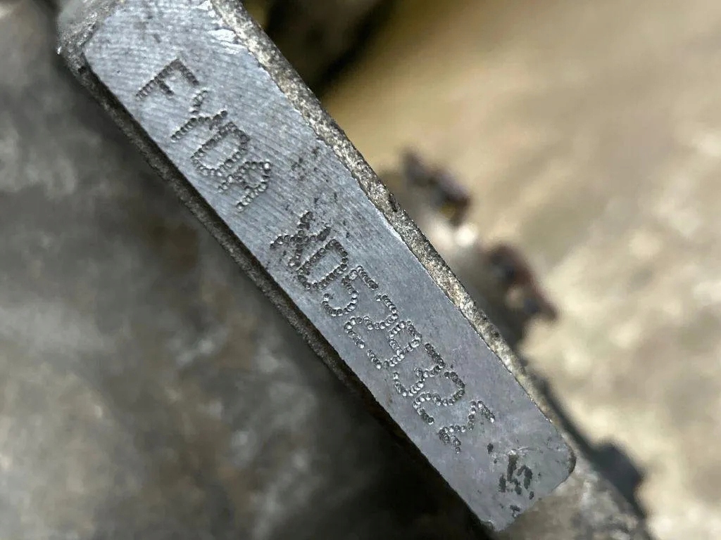 2001 FORD Focus Двигатель