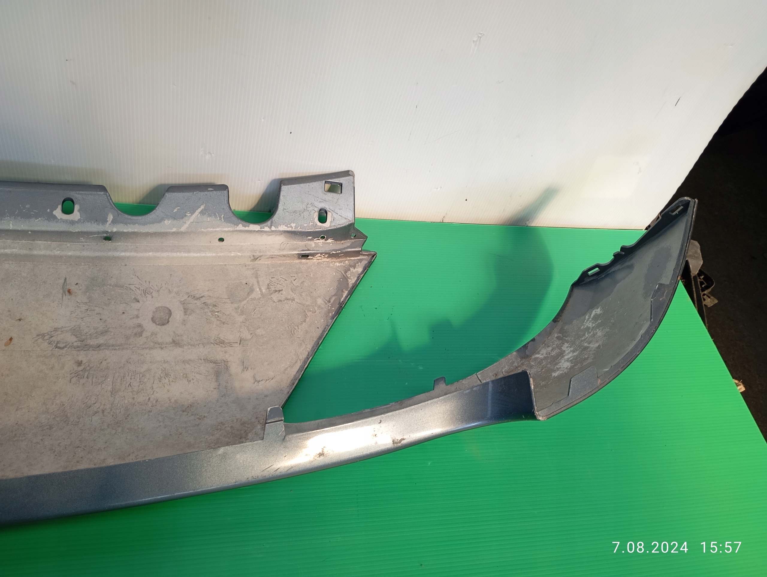 решетка радиатора peugeot 1007 9646173877