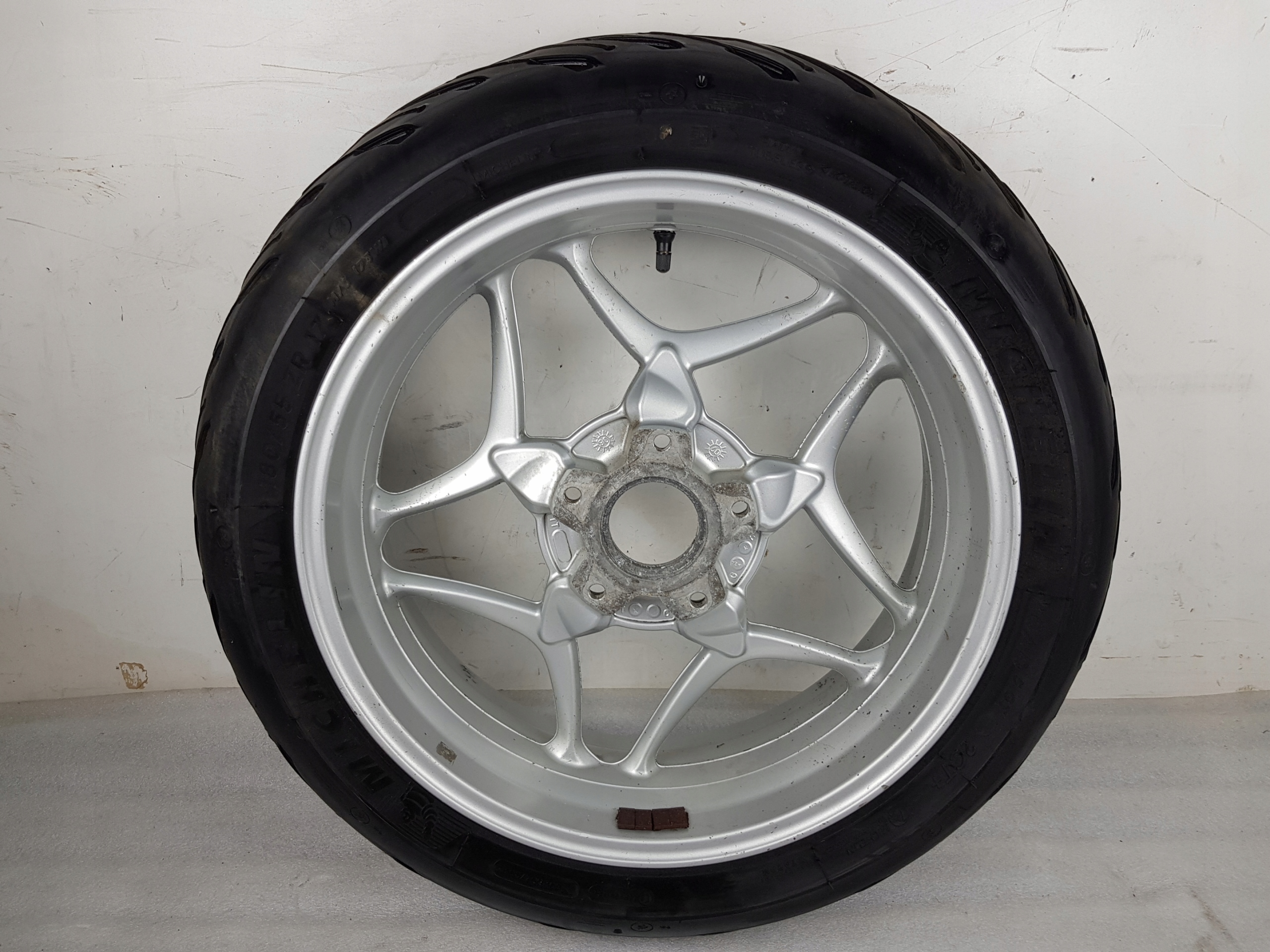 BMW K 1200 GT 06-08R ОБІД КОЛЕСА ЗАДНІЙ ЗАДНІЙ