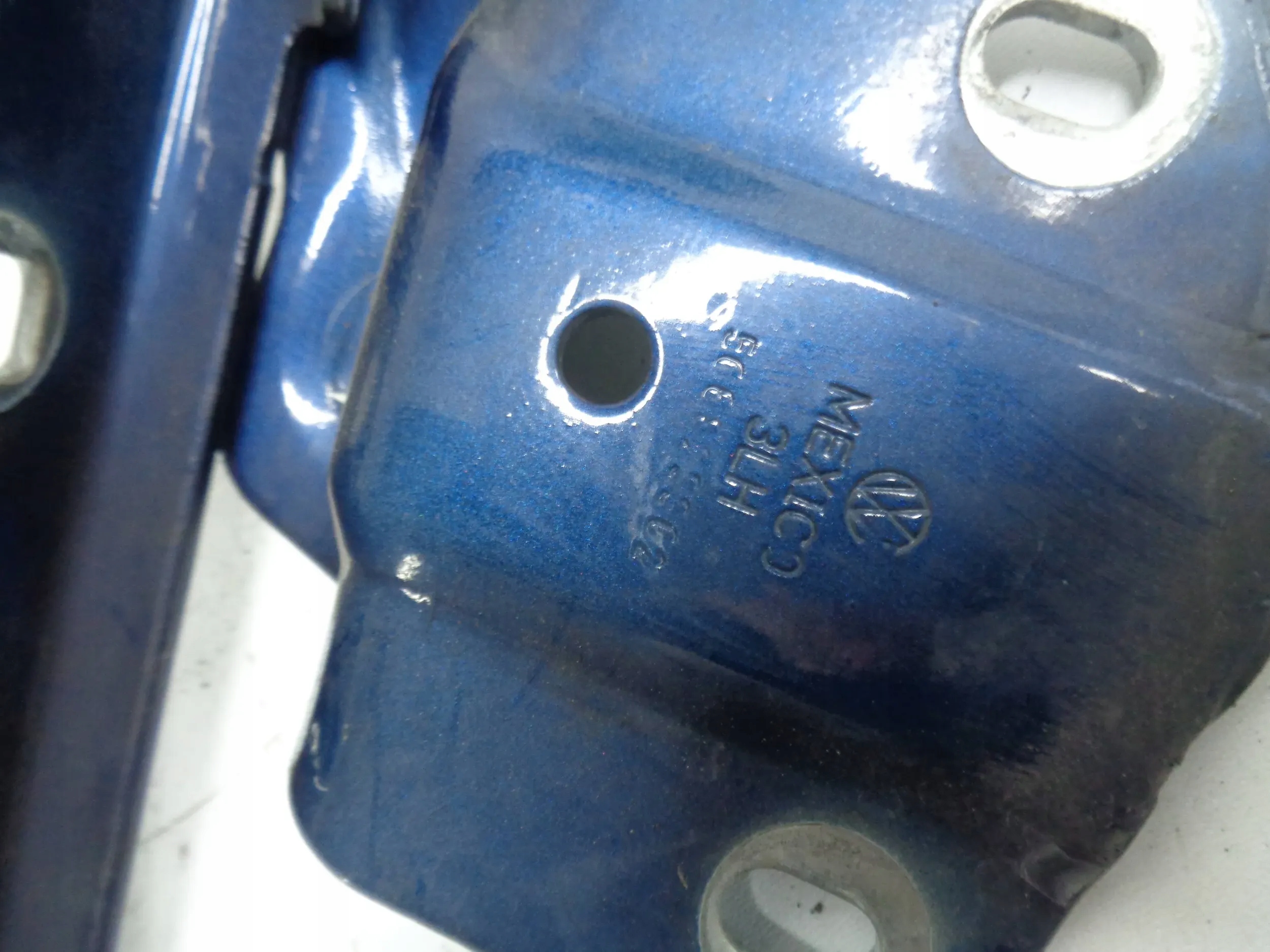 WV JETTA 6 5C HINGE BONNETS RIGHT LEFT 5C6823301 KOMPLET