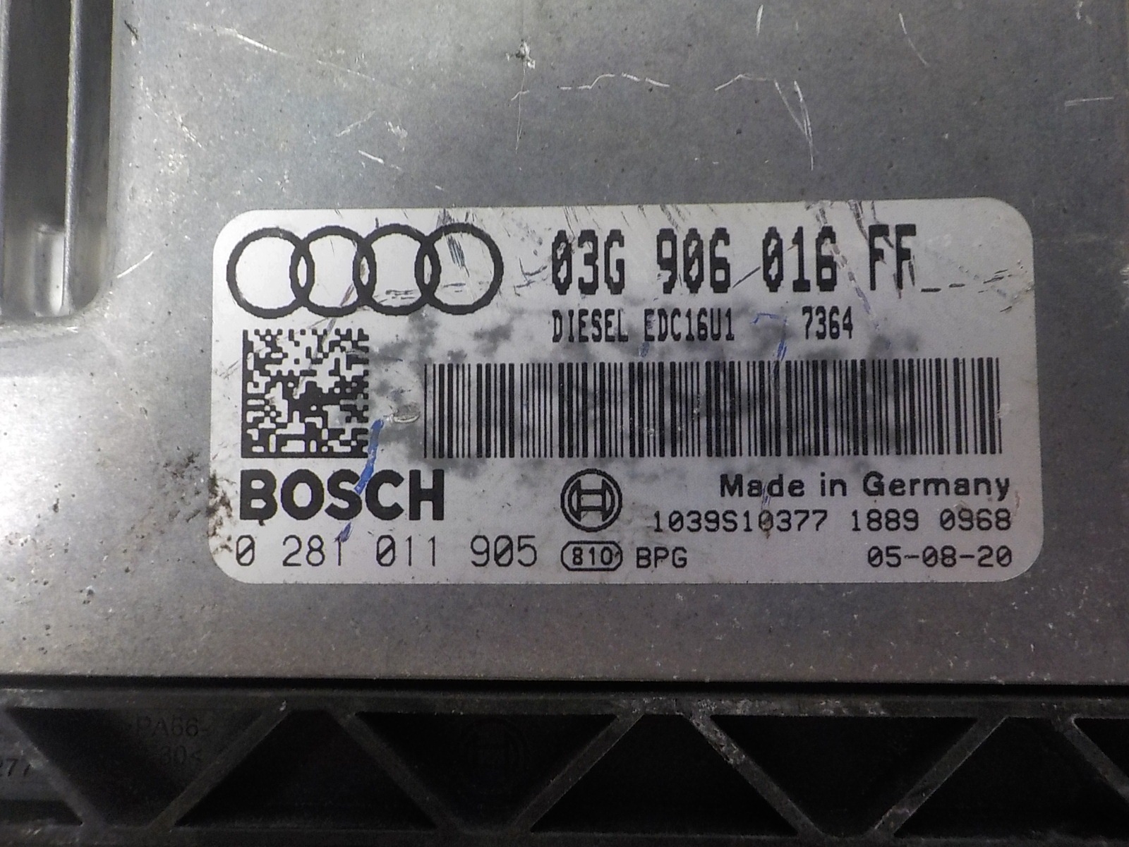 VW GOLF V computer control unit 03G906016FF 0281011905