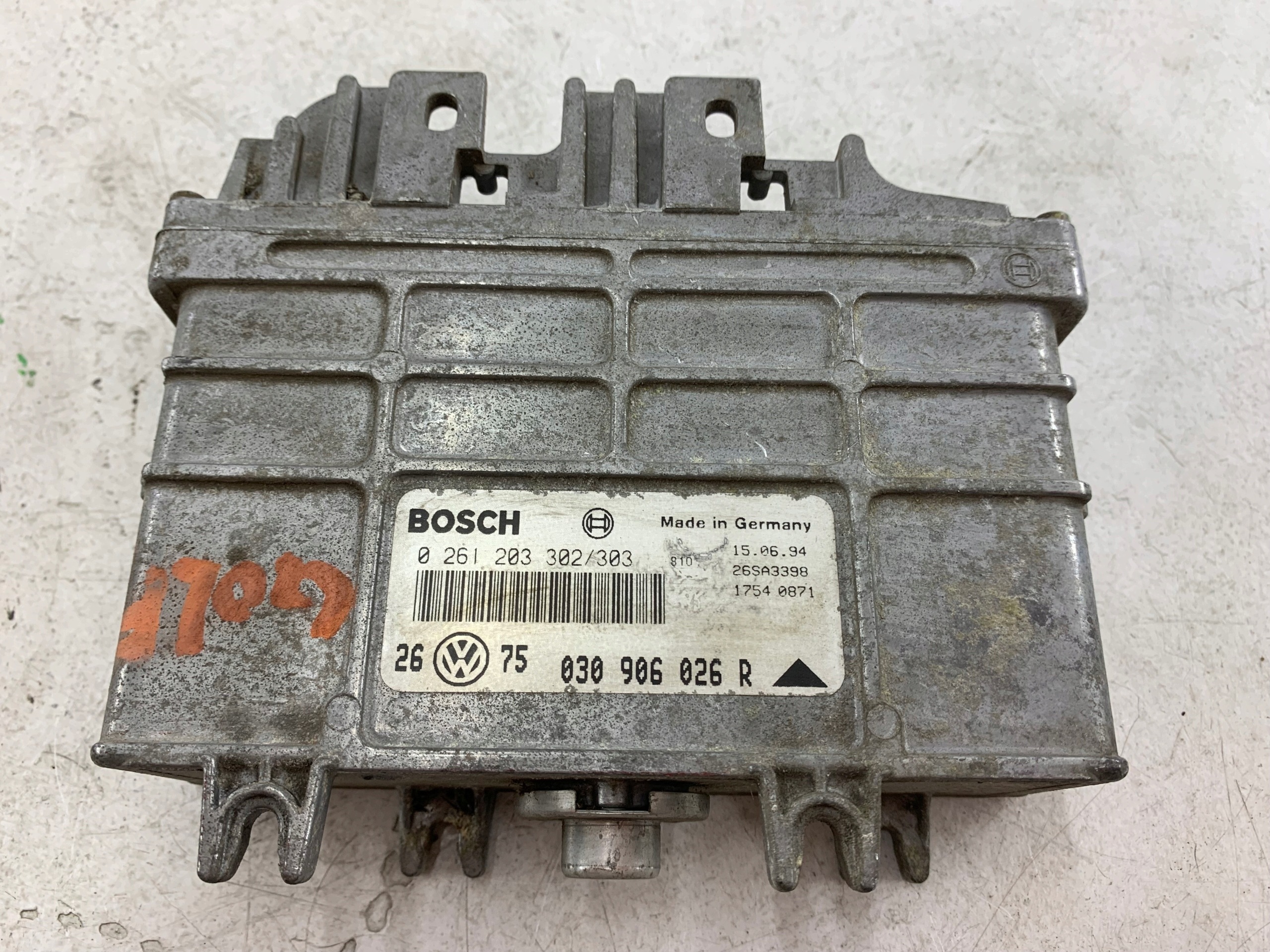 VW GOLF III 1.4 control unit of the engine 030906026R