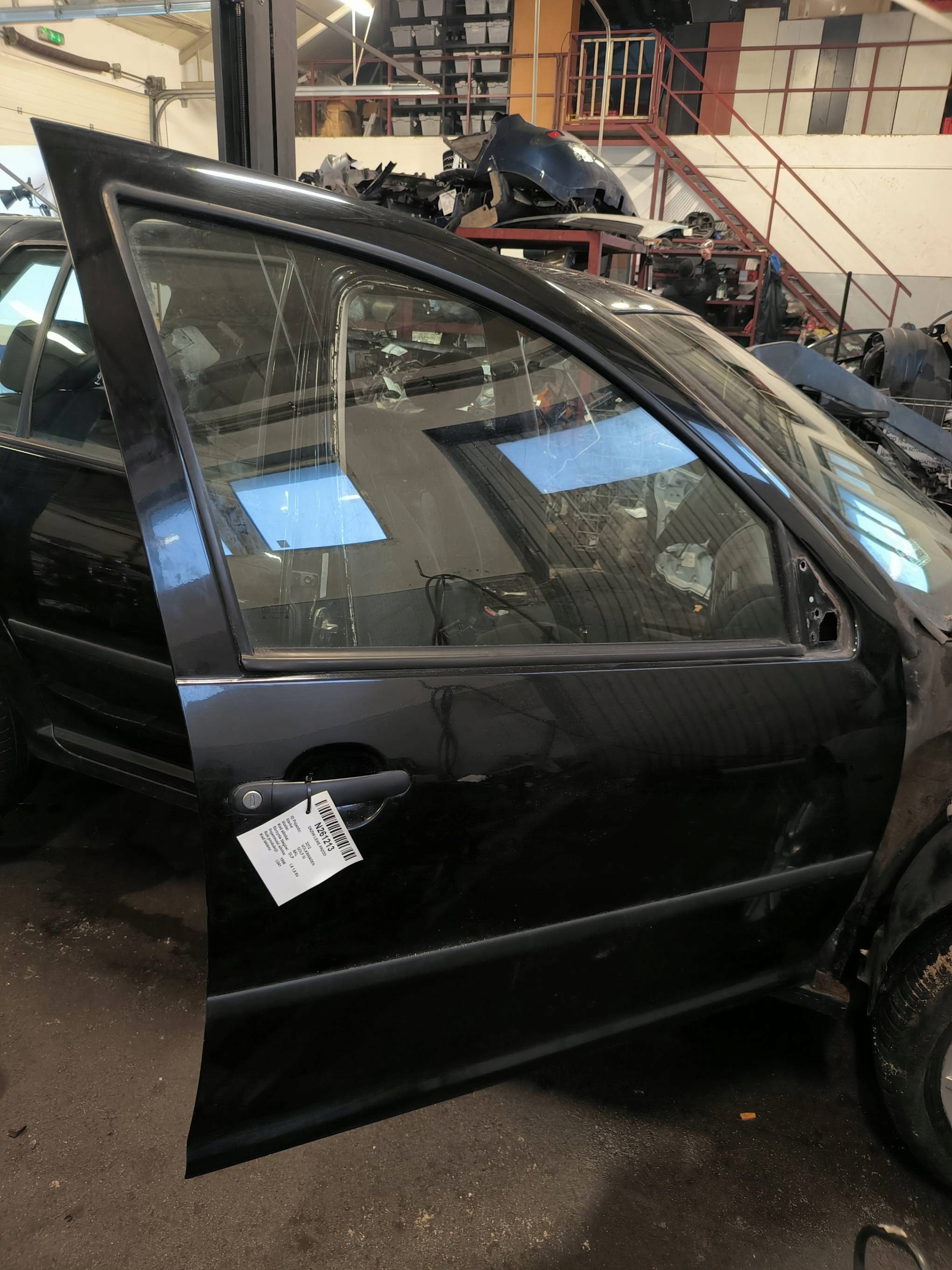door right front L041 VOLKSWAGEN GOLF IV