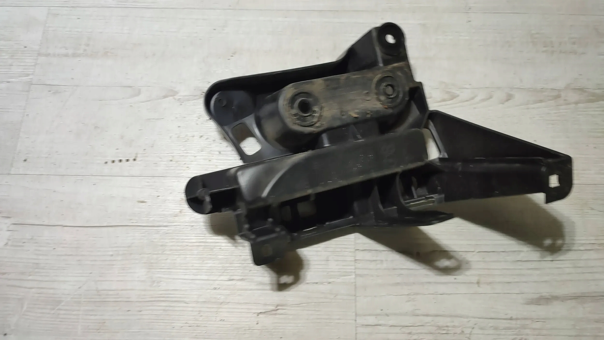 Opel Corsa F 1.2 22r. rear part side right bumper bracket