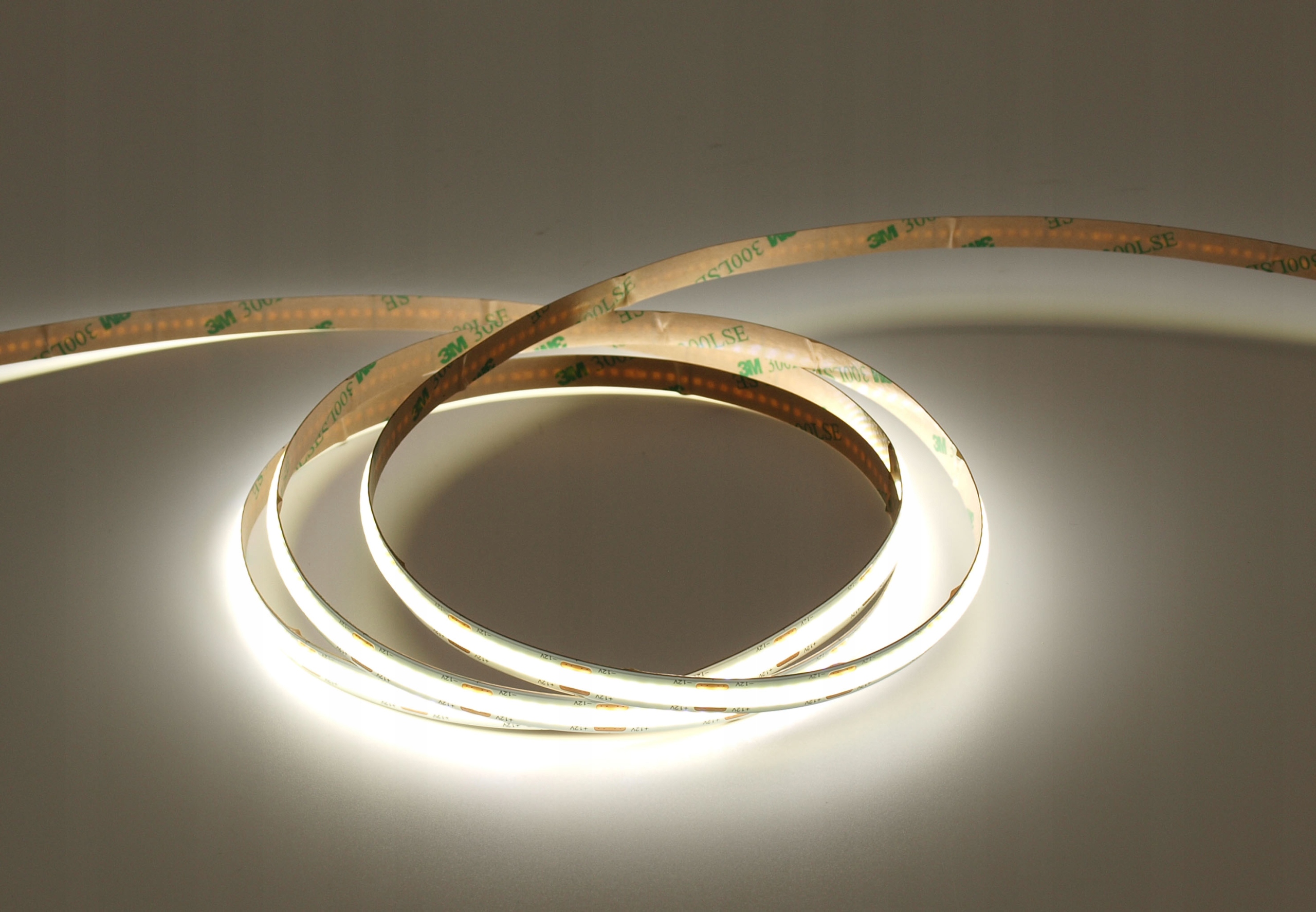 UQS-COB-5W-W-24V-50m: Profesionálna Led páska typu Cob, 5W 320 čipov/m, Cri
