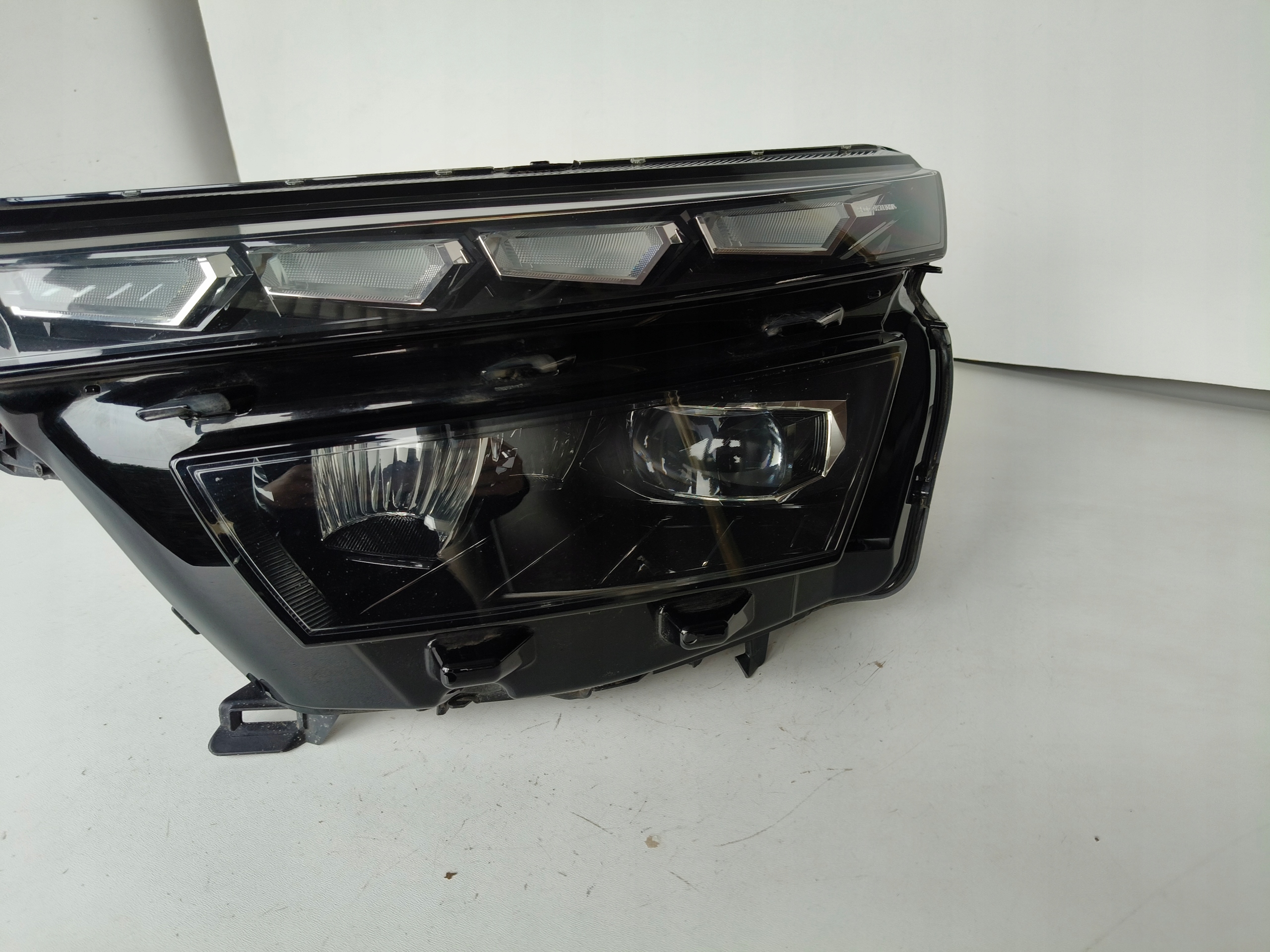 light left REFLEKTOR SKODA KAMIQ 658 18- FULL LED