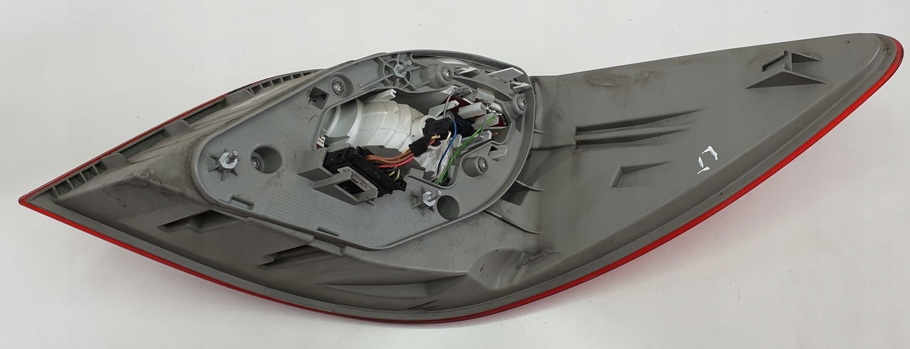 фонарь левый led MERCEDES W251 РЕСТАЙЛИНГ