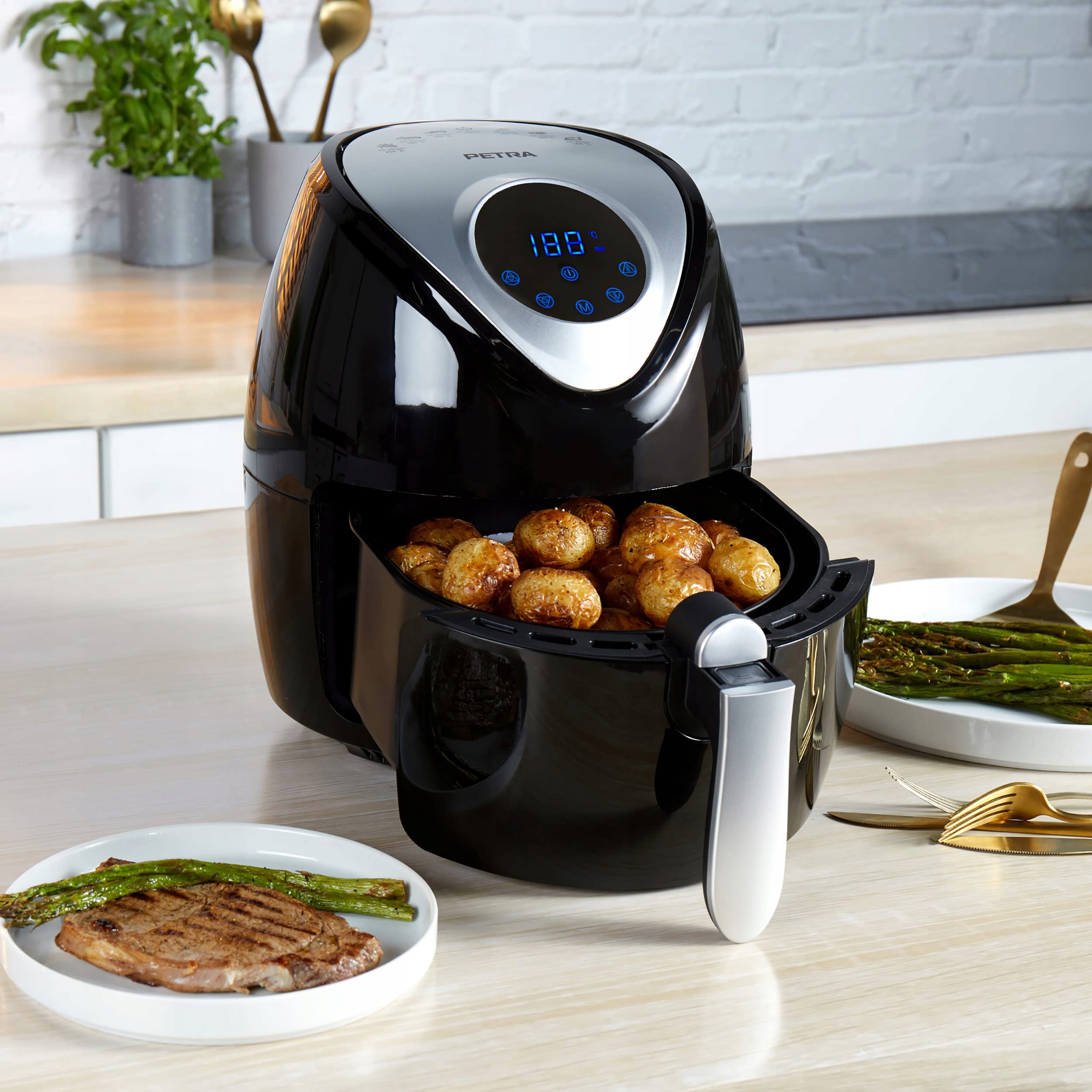PETRA Heißluftfritteuse 4.5L 1300W Cyfrowa Frytkownica Beztłuszczowa — miniatura 5
