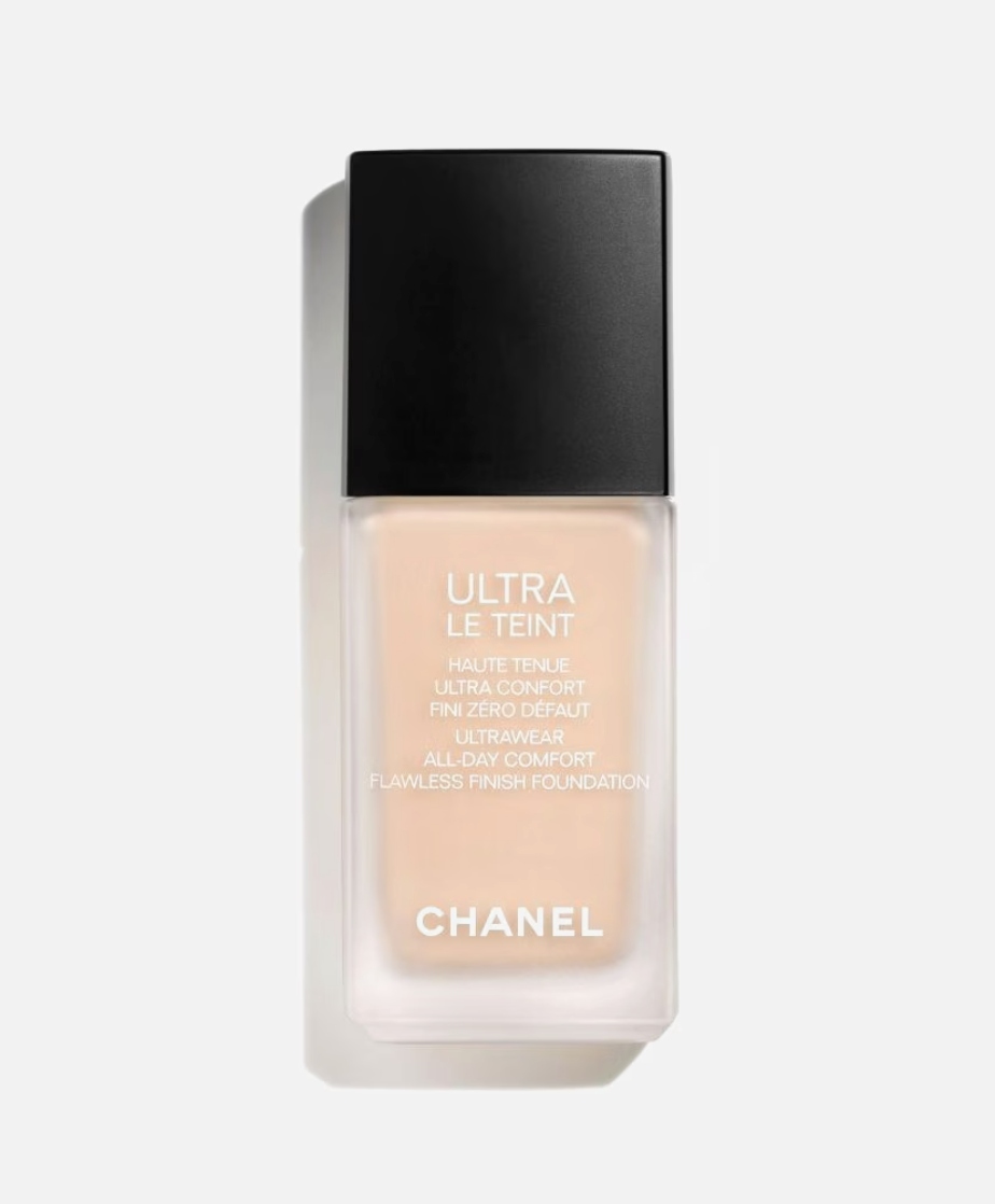 Chanel Ultra Le Teint All-Day Comfort Flawless Finish Foundation BR12