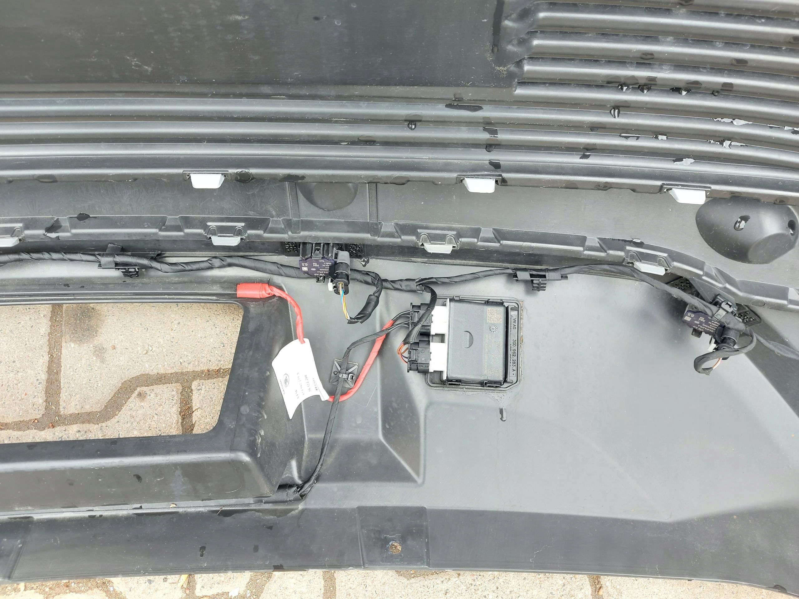 Ford Explorer VII R2KB bumper rear part complete 7VTAWWA