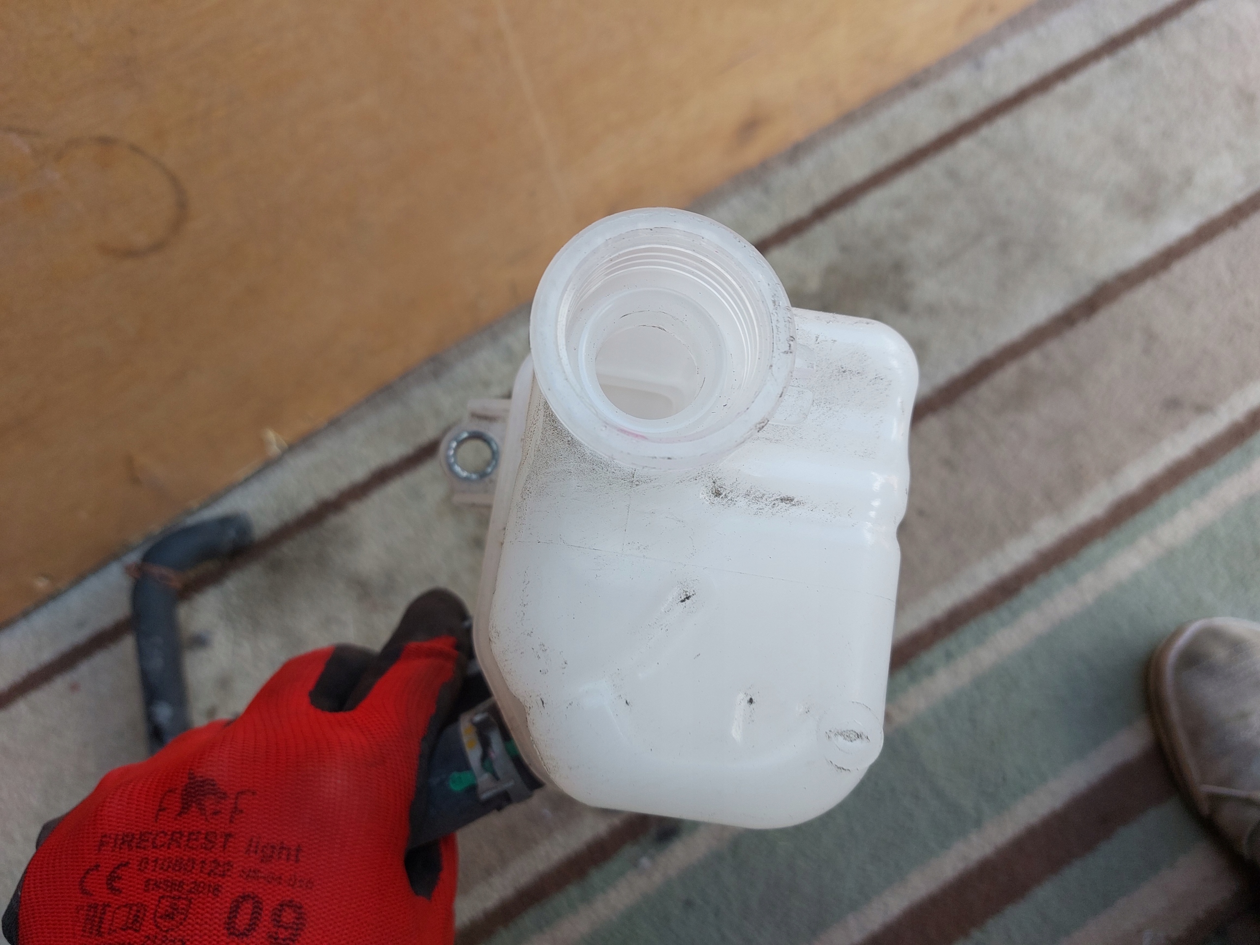 Behälter WYWOWNAWCZY INVERTERA PRIUS PLUS 20r