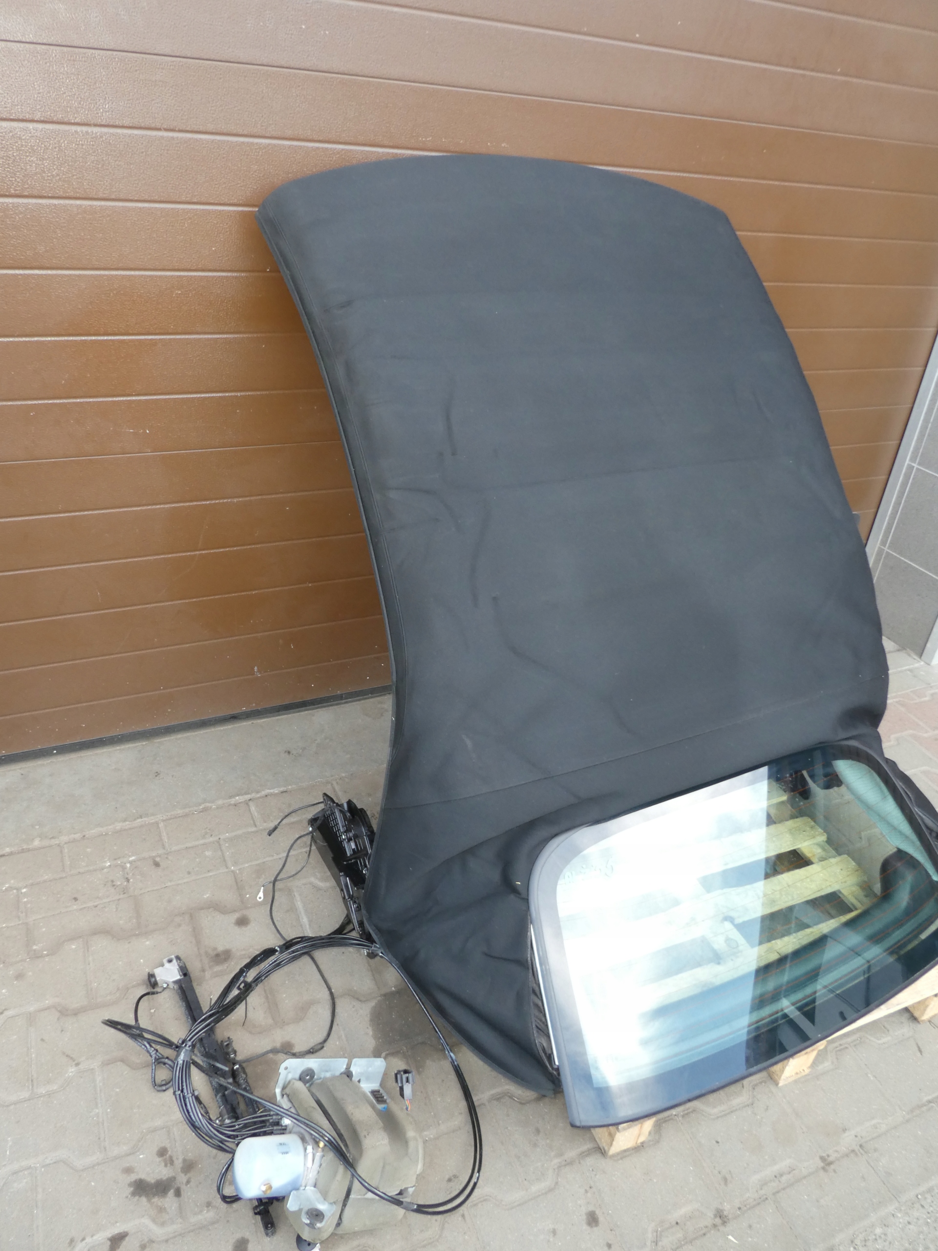 dach MERCEDES W207 CABRIO
