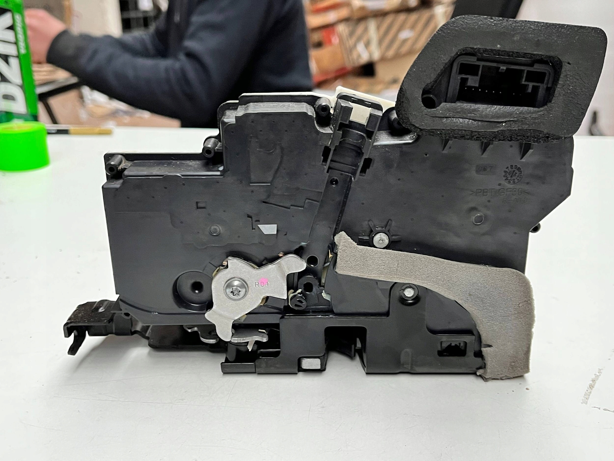 lock door right rear part AUDI Q8 SUV 4K0839016R !J