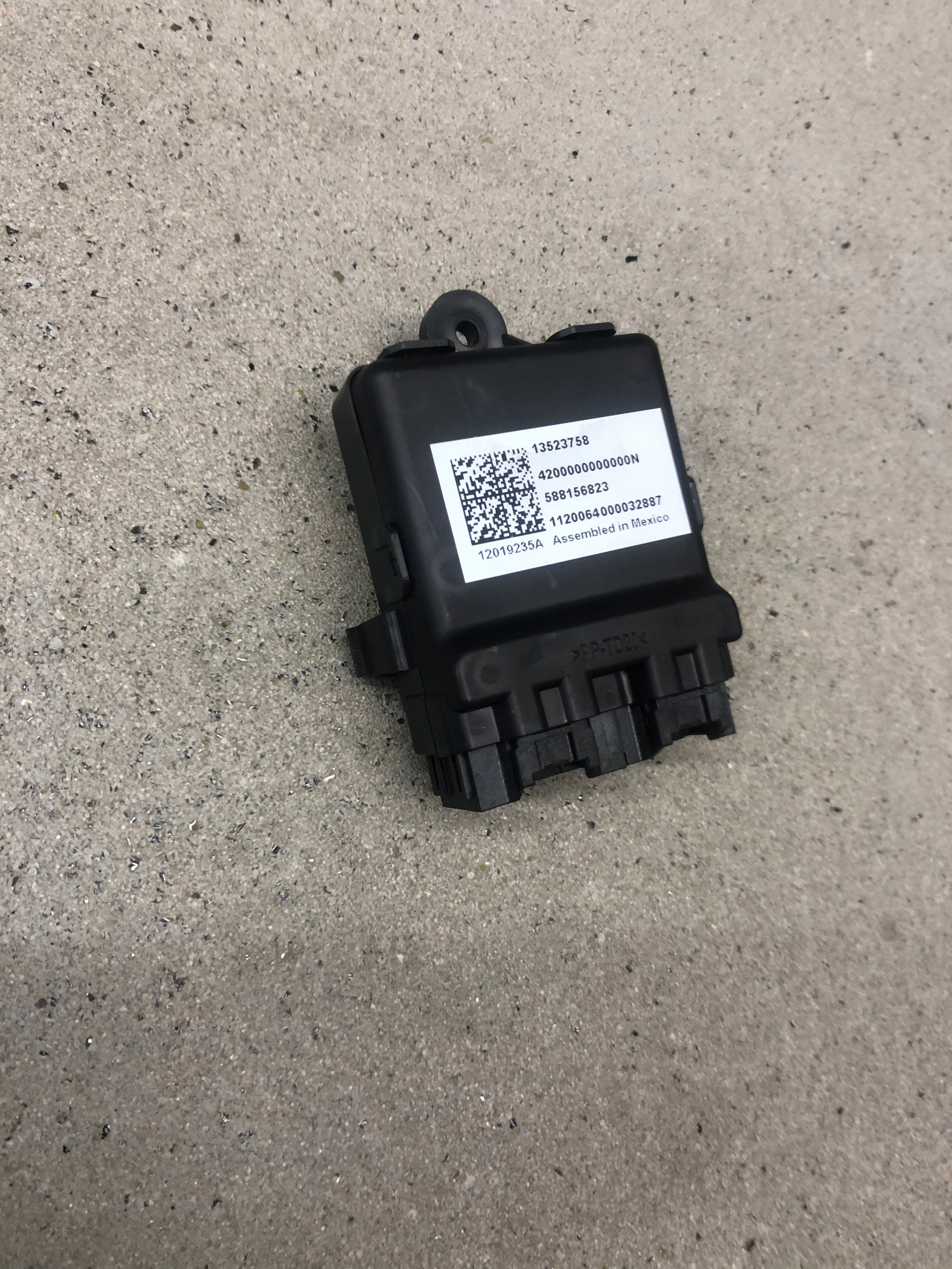 13509729 - CHEVROLET CAMARO 2016+ 16 + драйвер модуль сиденье