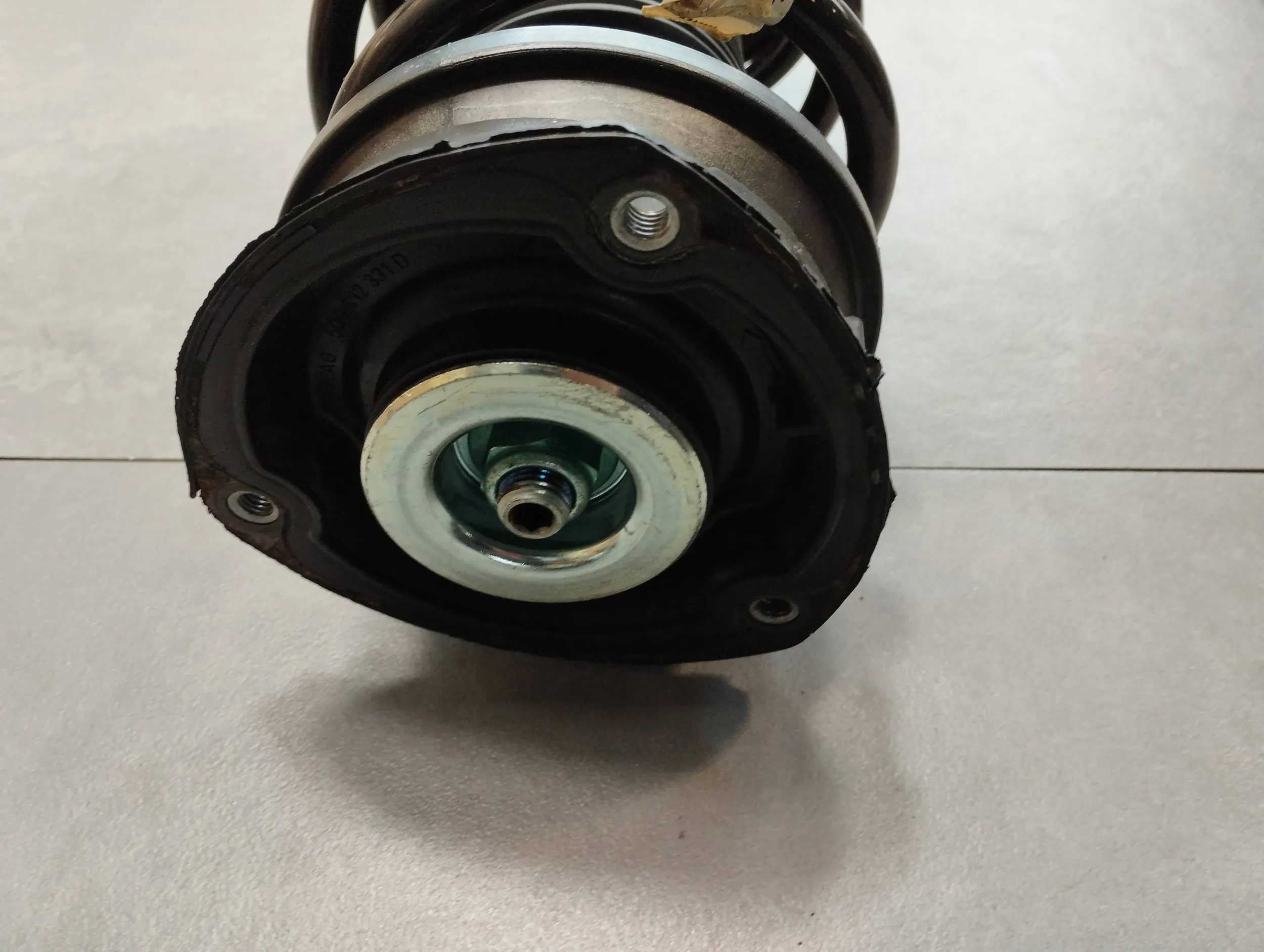 VW GOLF VII shock absorber right front 5Q0413023FH