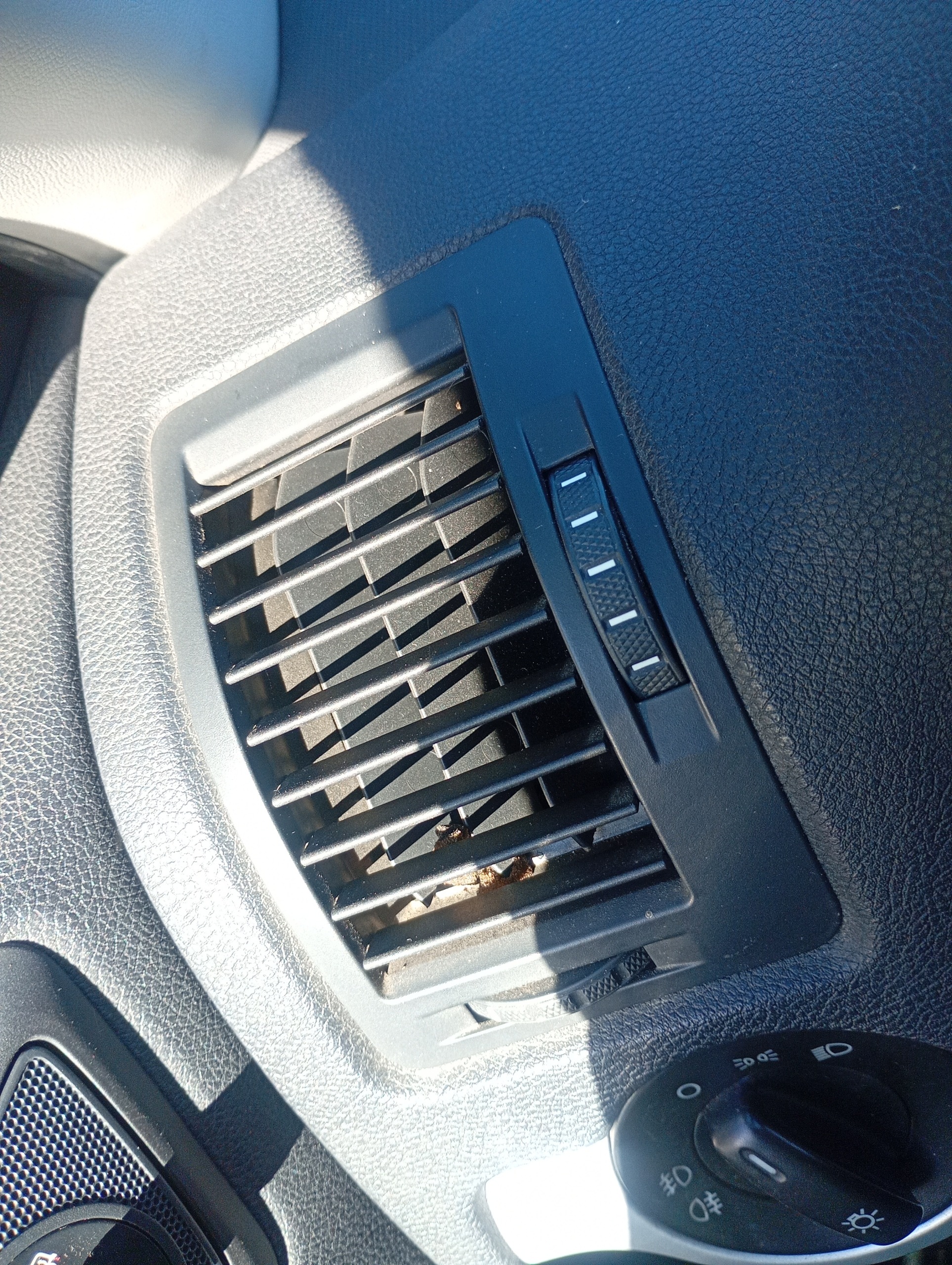 grid air conditioning devices air left driver´s Skoda Octavia 2 II 04-13