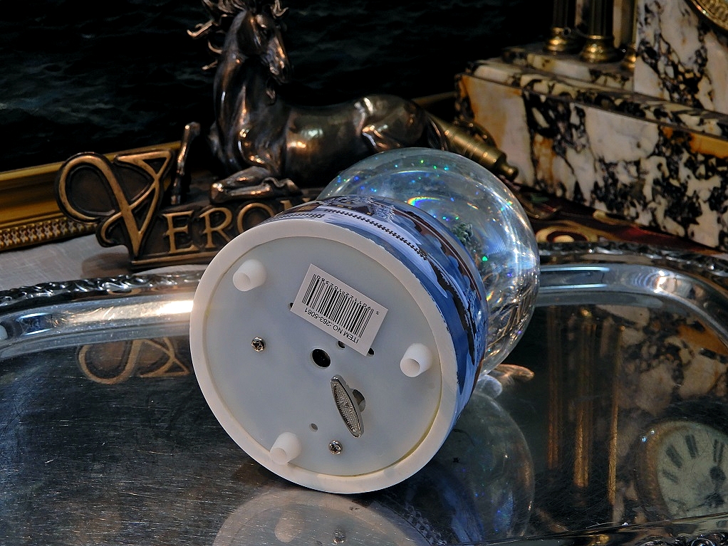 KULA ŚNIEŻNA ŚWIĄTECZNA POZYTYWKA DOMEK BAŁWANEK Szerokość produktu 11 cm