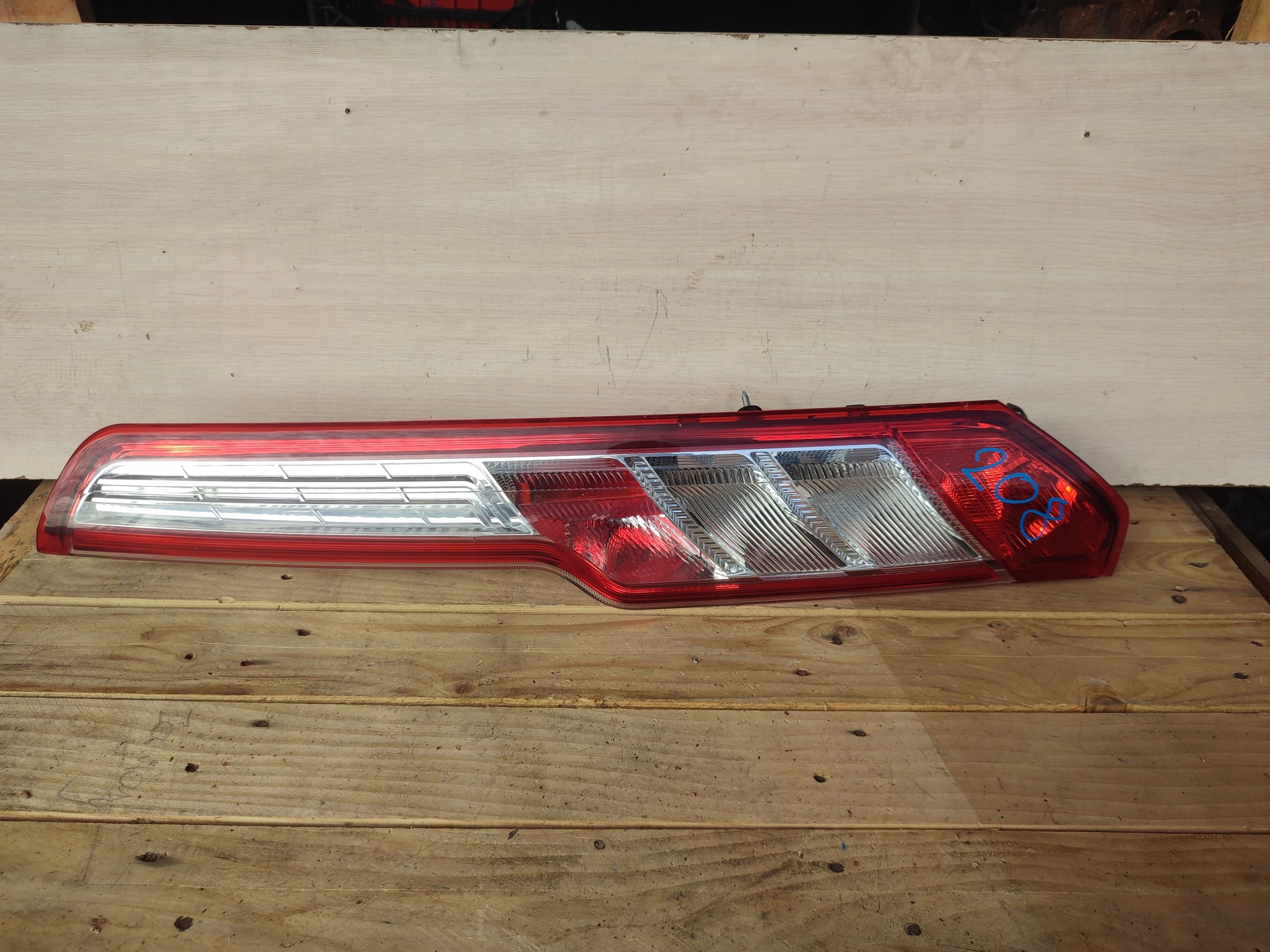 light right rear part EUROPA original FORD TRANSIT CUSTOM BK21-13404-AG