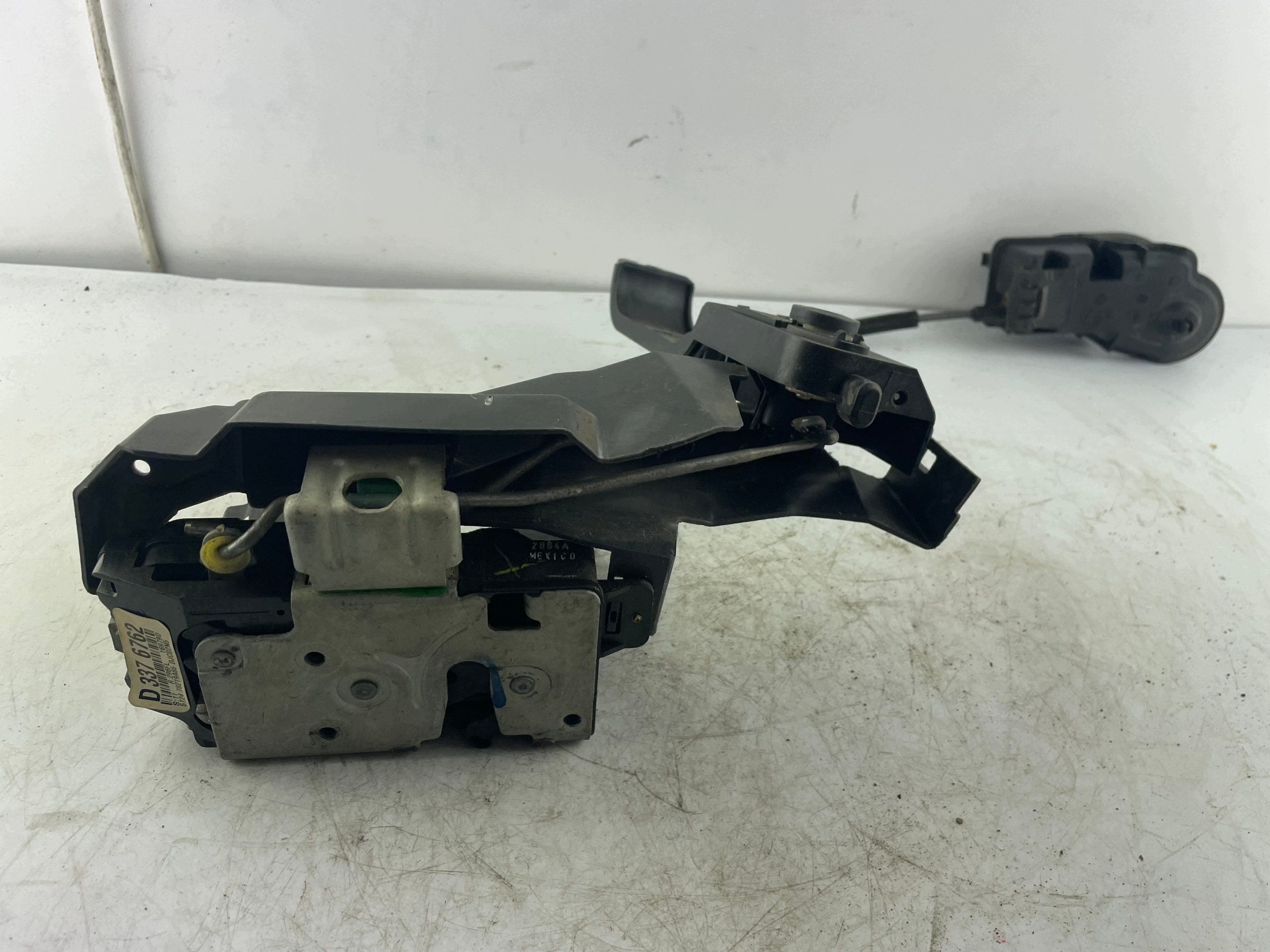 handle inner left rear part YL84-7822615AL Ford Maverick