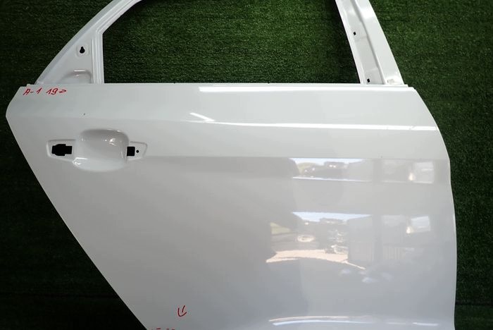 AUDI A1 82A door right rear. rear part