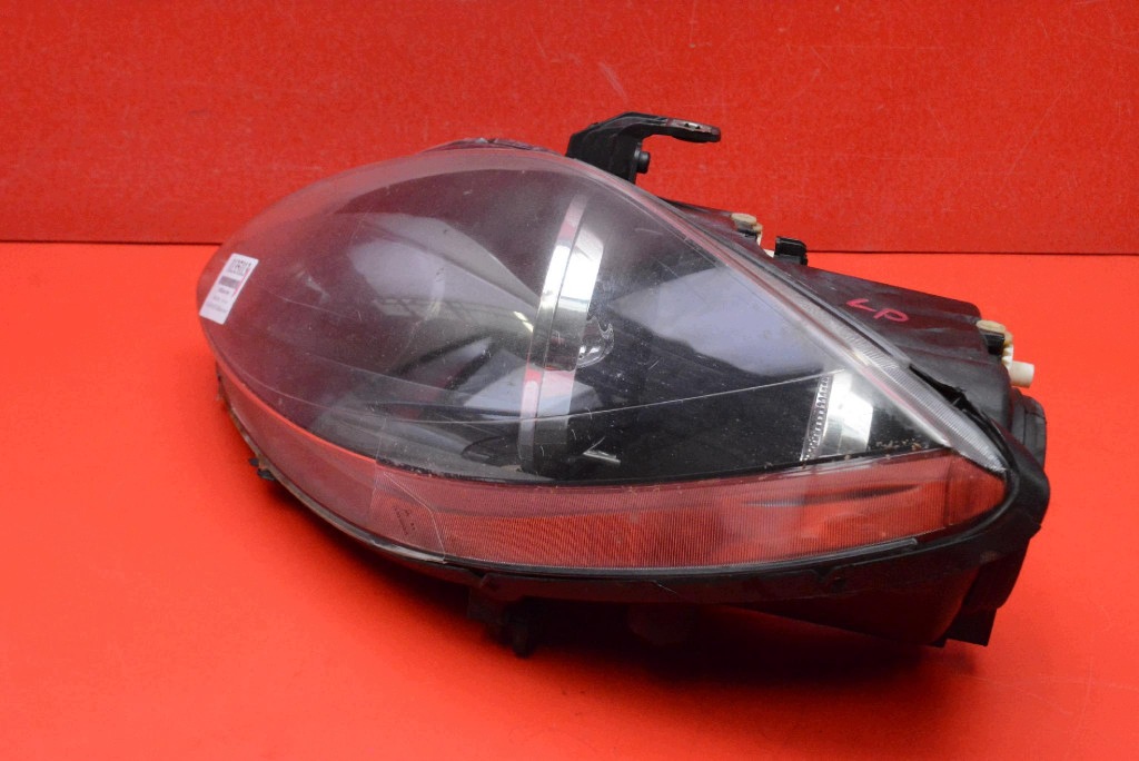 REFLEKTOR left light front EU 89315799 SEAT LEON 2 II MK2 FR 05-09
