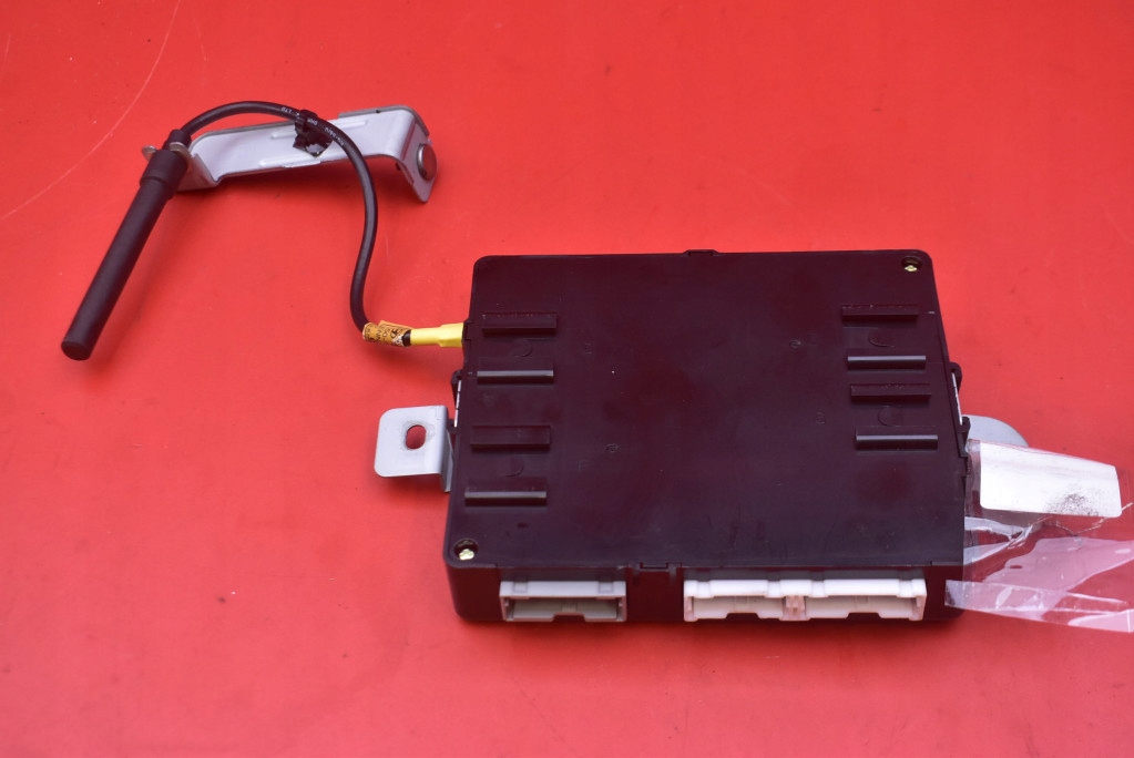 control unit module BCM 95400-2Y402 HYUNDAI IX35 1.7 CRDI 115 KM 09-13