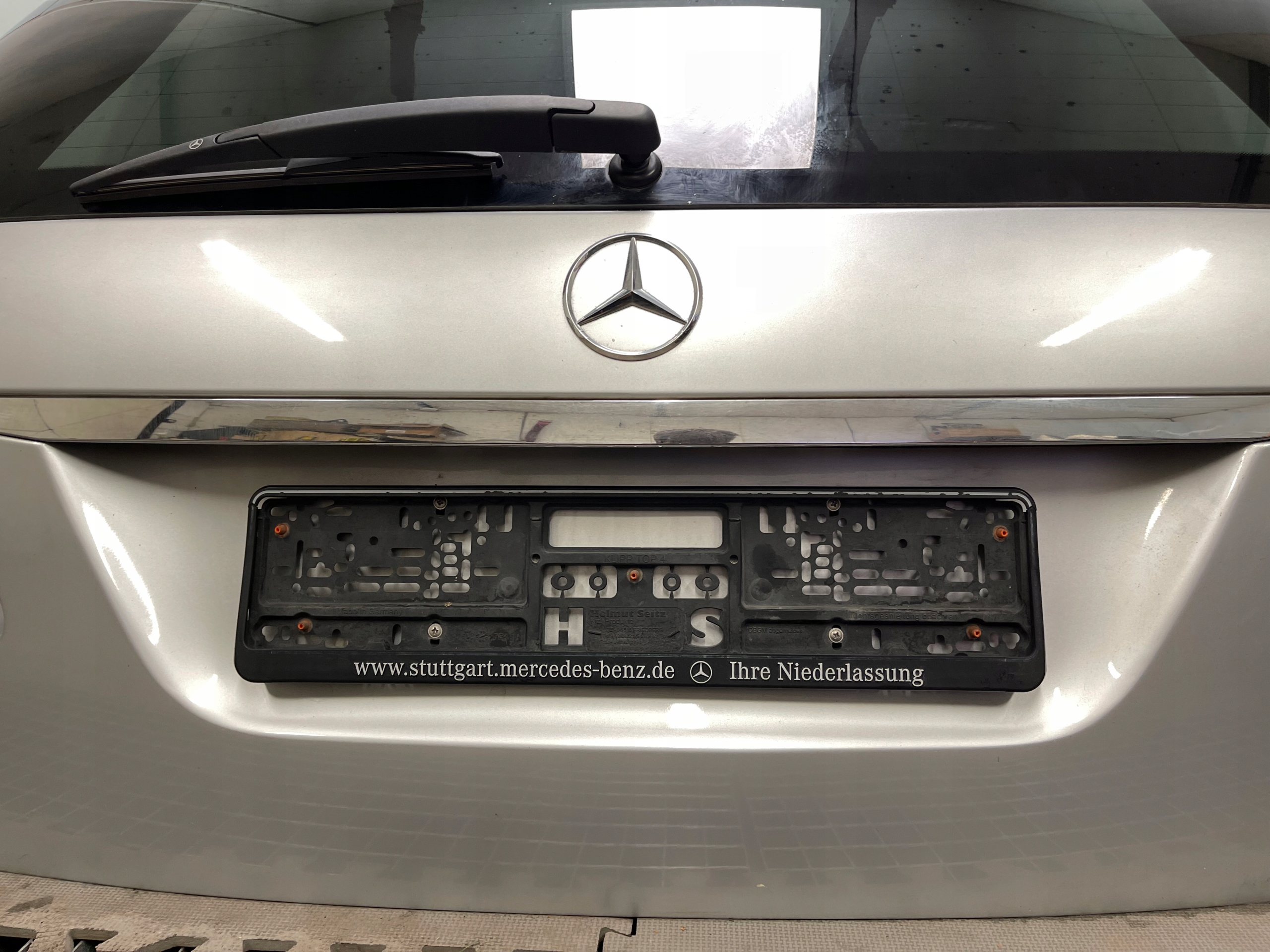 MERCEDES W212 KOMBI boot doors KOMBI electrical 775 complete