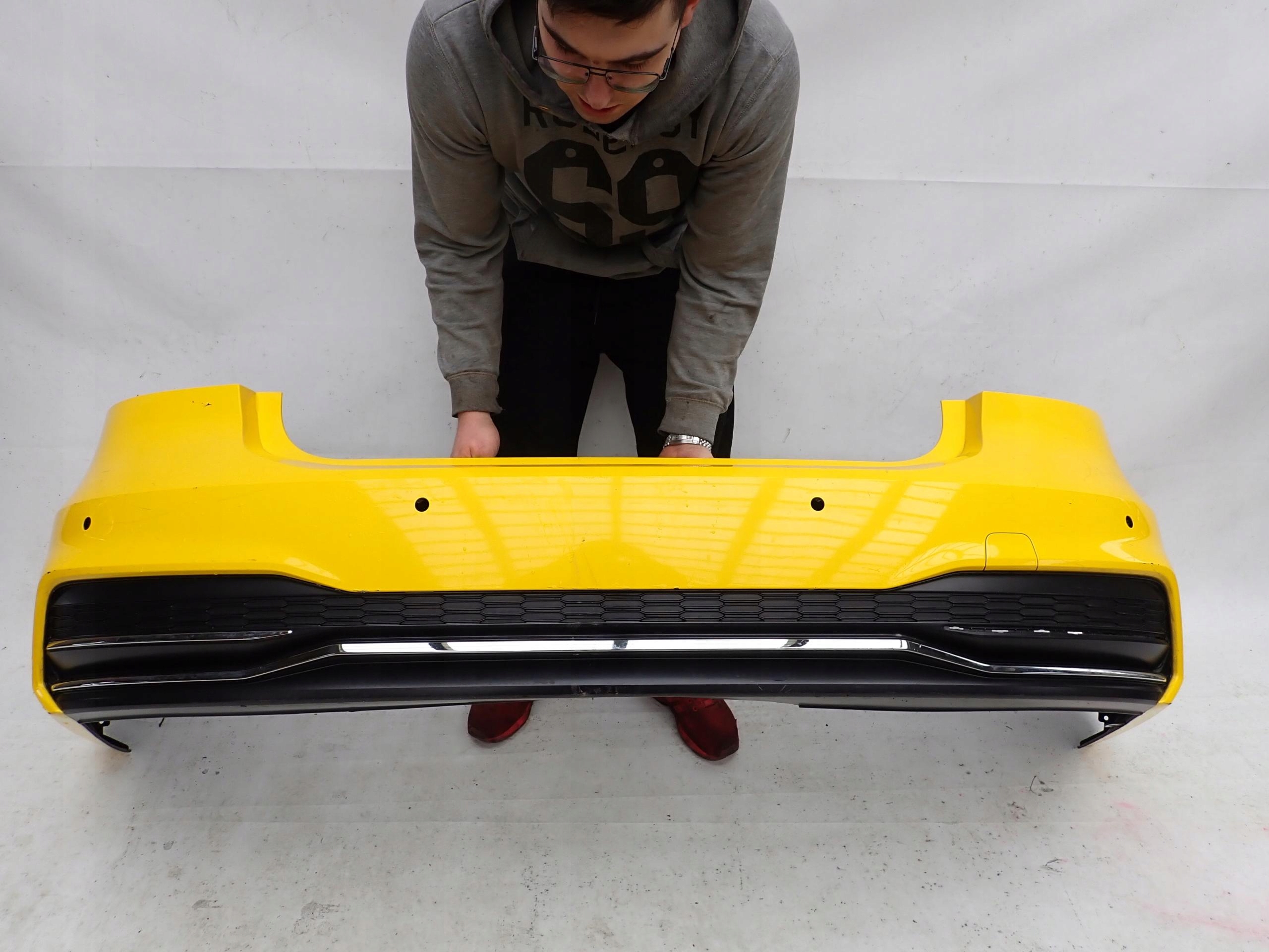 AUDI A7 C8 S-LINE 18- bumper rear part rear 6PDC