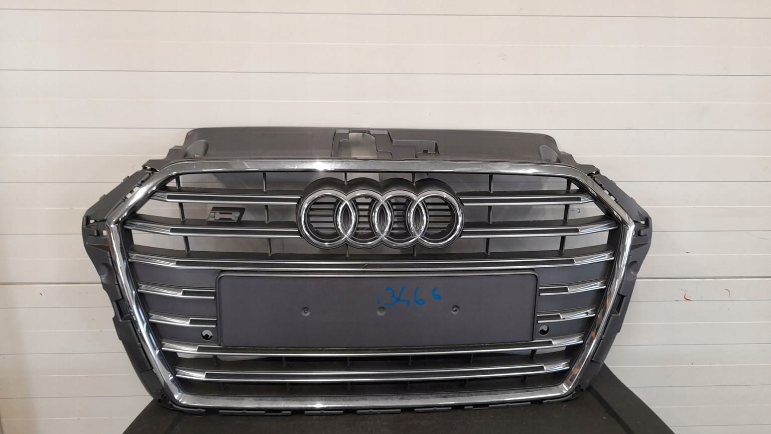 Audi A3 8V Kühlergrill FRONTGRILL Kühlergitter - Thumbnail 1