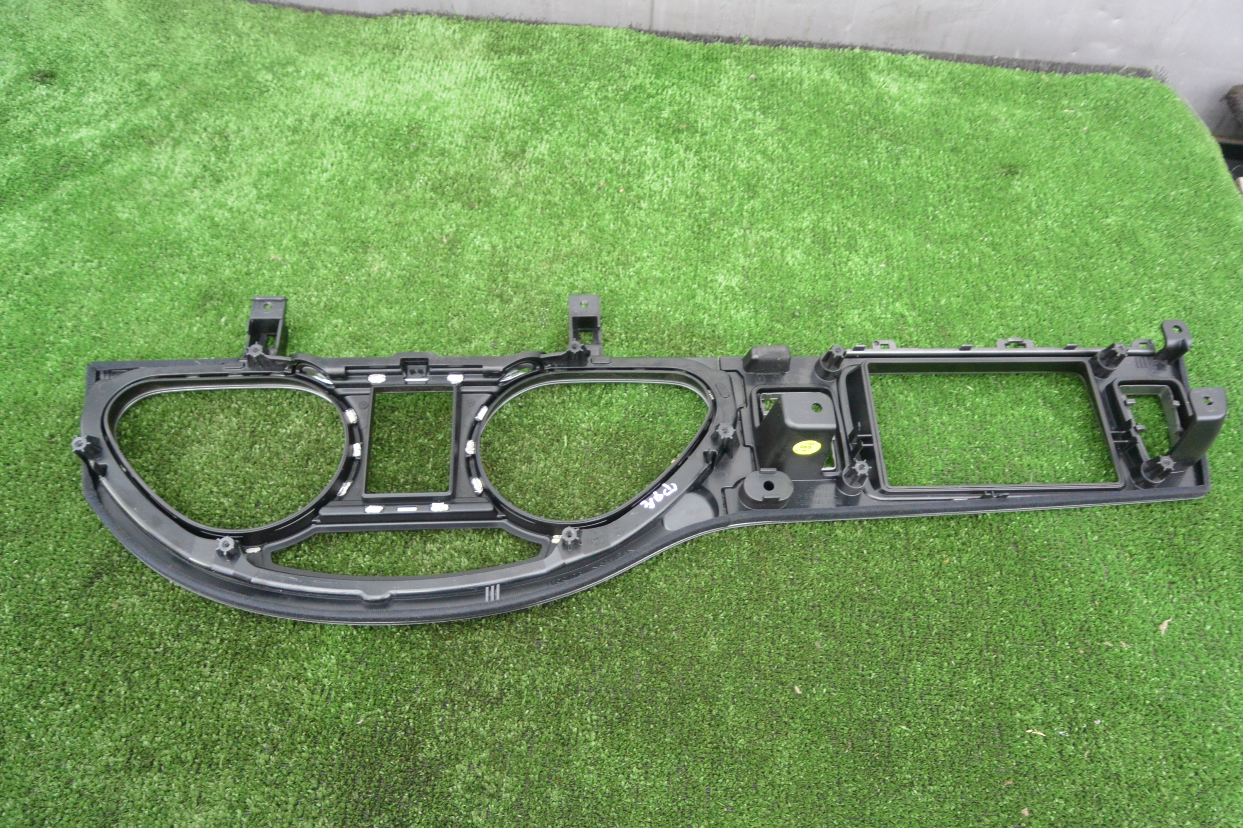 RÁM DEKOR budíka AUDI Q7 4L LIFT