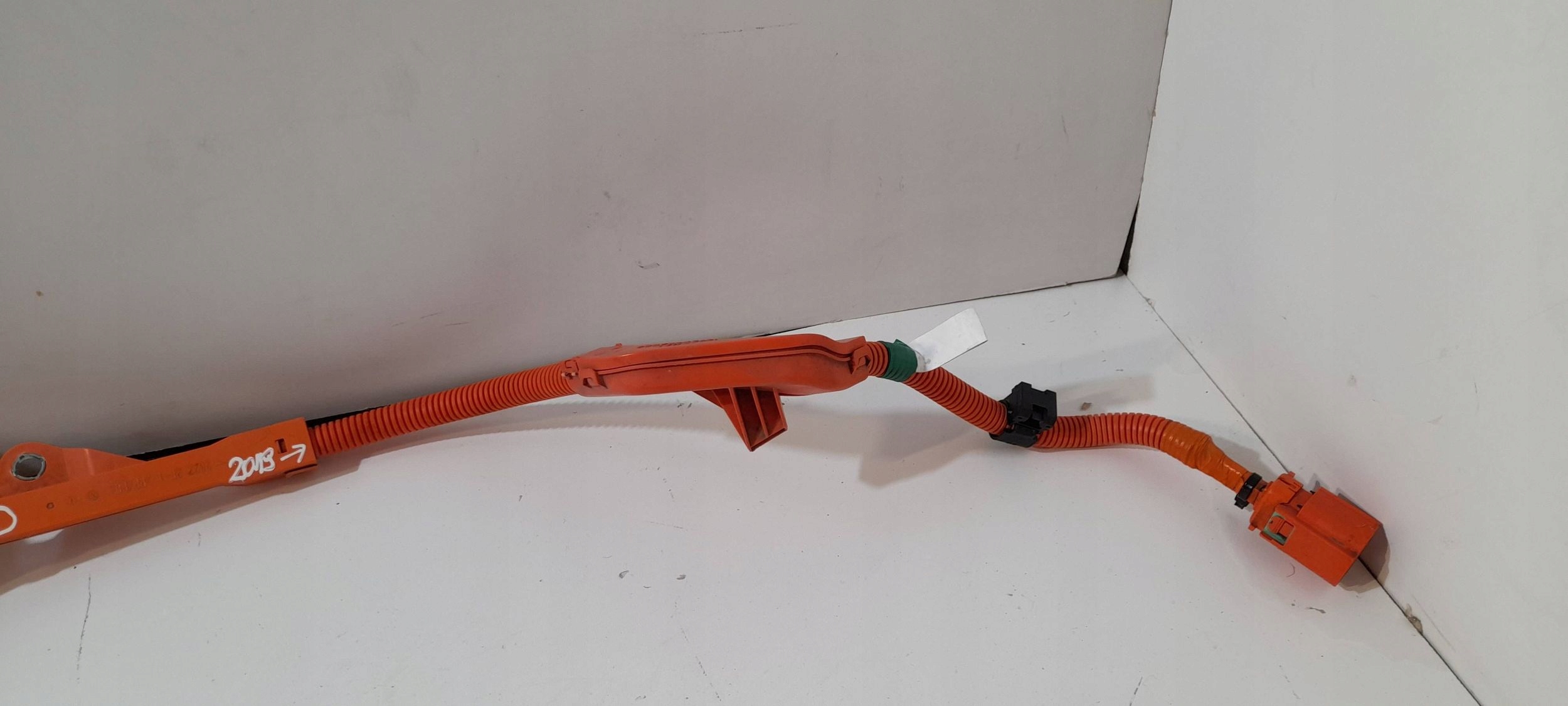 Toyota RAV 4 2,5 H XA50 bundle kompresora 821H242020 (2)