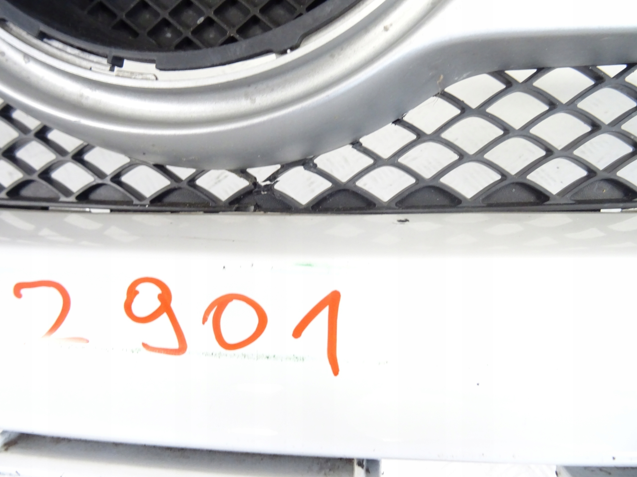 MERCEDES X-KLASA W470 bumper front front