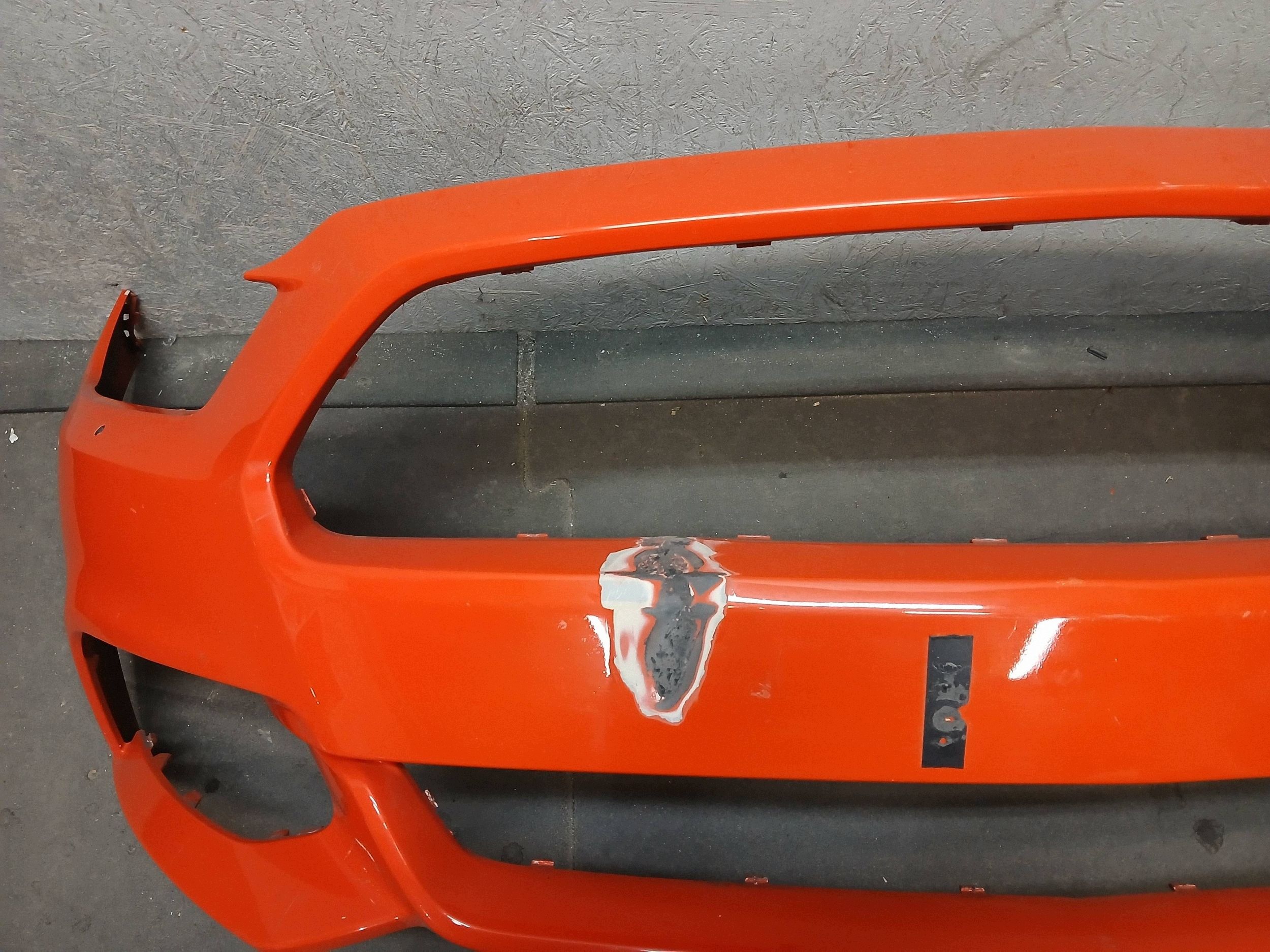 nárazník předek FORD MUSTANG VI 6 14