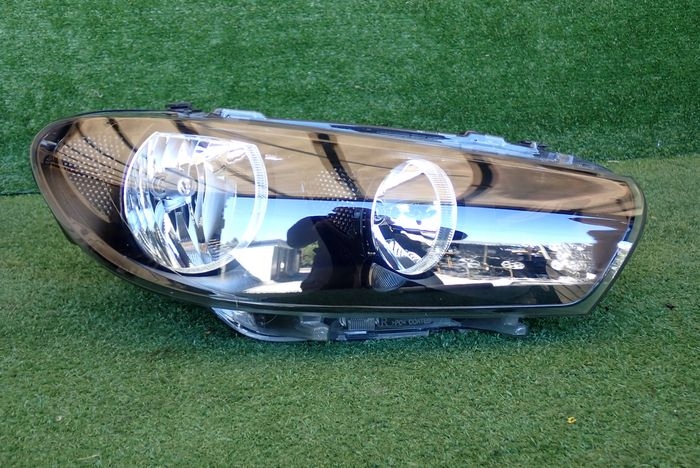VW SCIROCCO 08- reflektor rechts Licht rechts