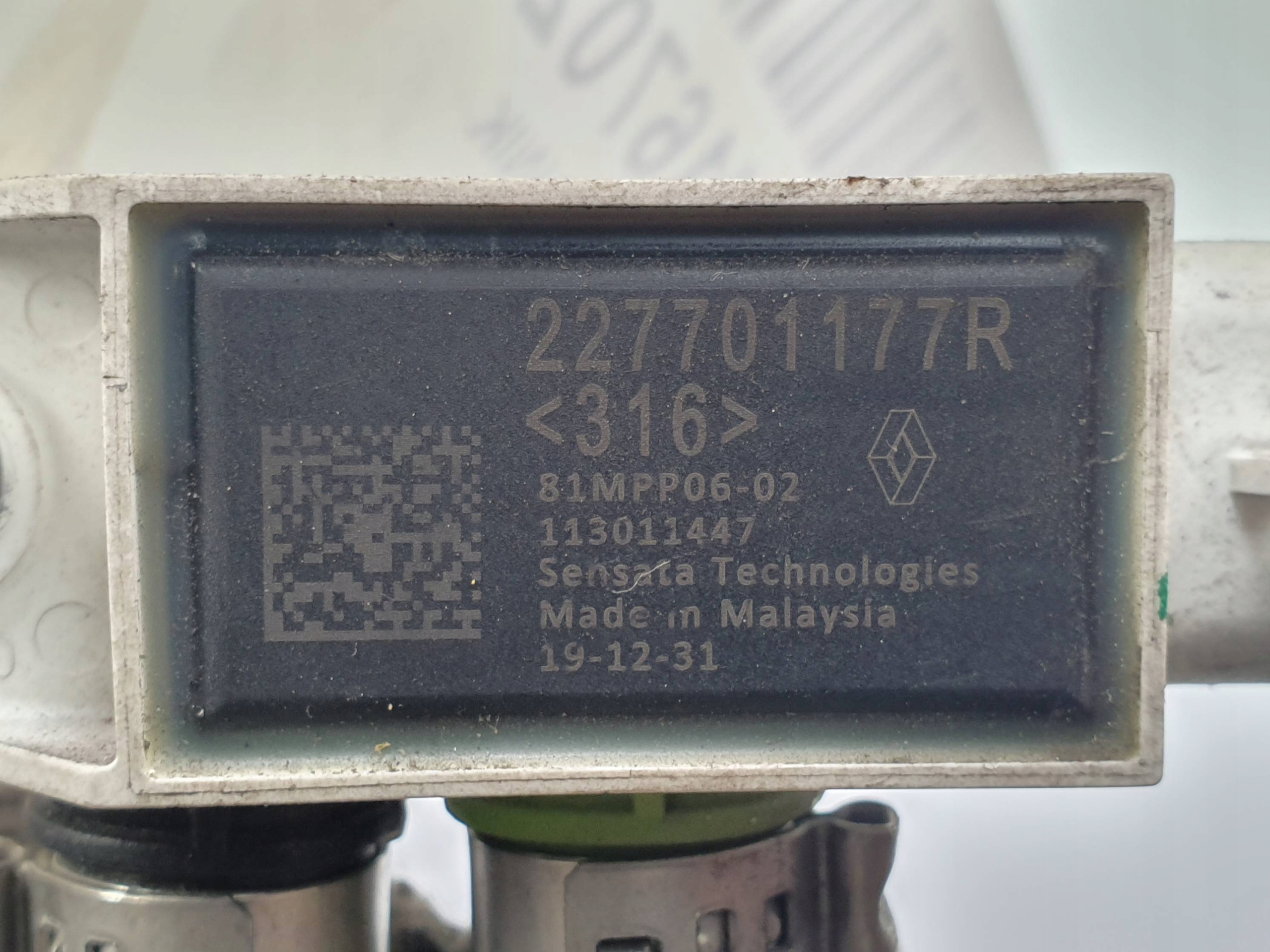 CZUJNIK 227701177R RENAULT TRAFIC III Part manufacturer Other