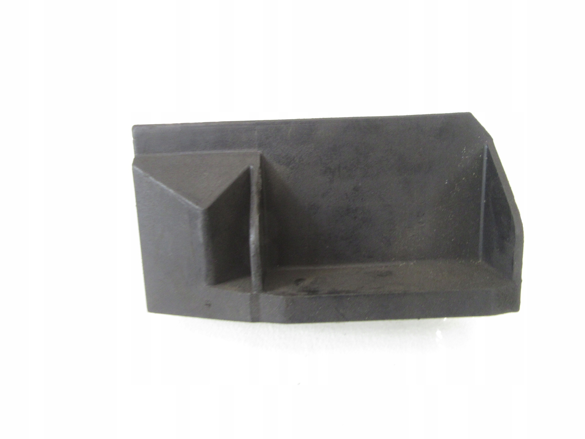 Halter Halter des Kühlers BMW e65 e66