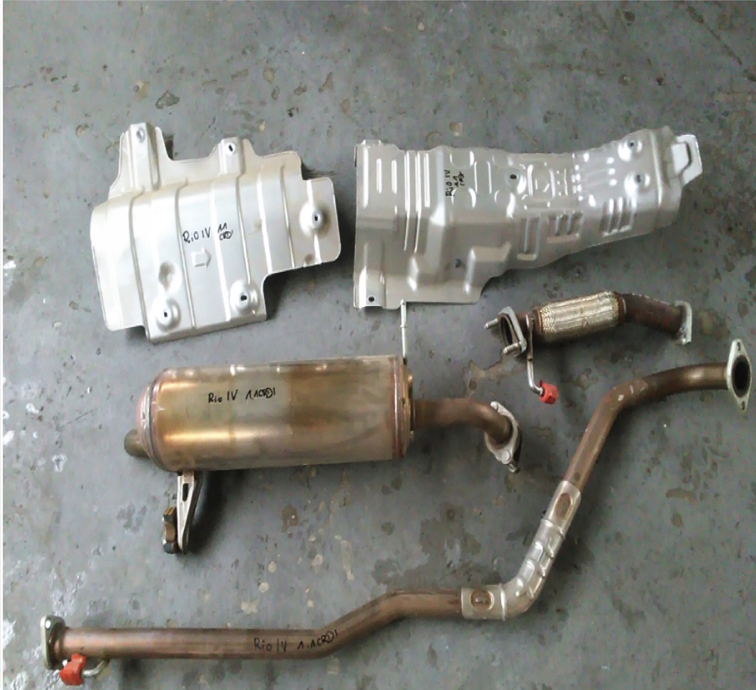 1.1CRDI - KIA RIO III IV 2011 - 1.1 CRDI ГЛУШИТЕЛЬ СЕТКА КРЫШКА