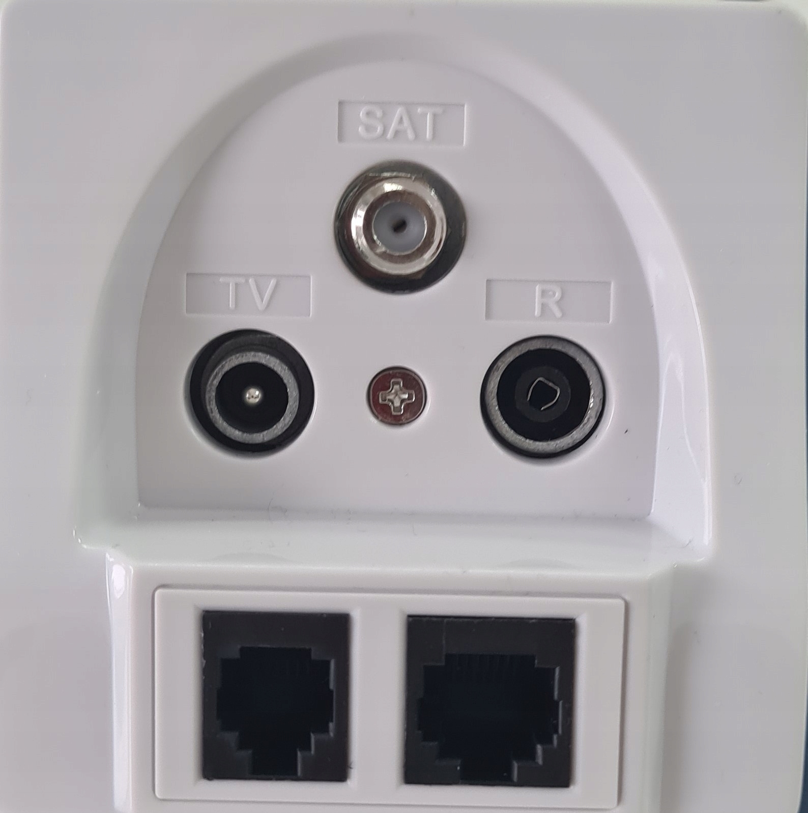 GNIAZDO KOŃCOWE SIGNAL RTV-SAT-RJ45 (R694043)