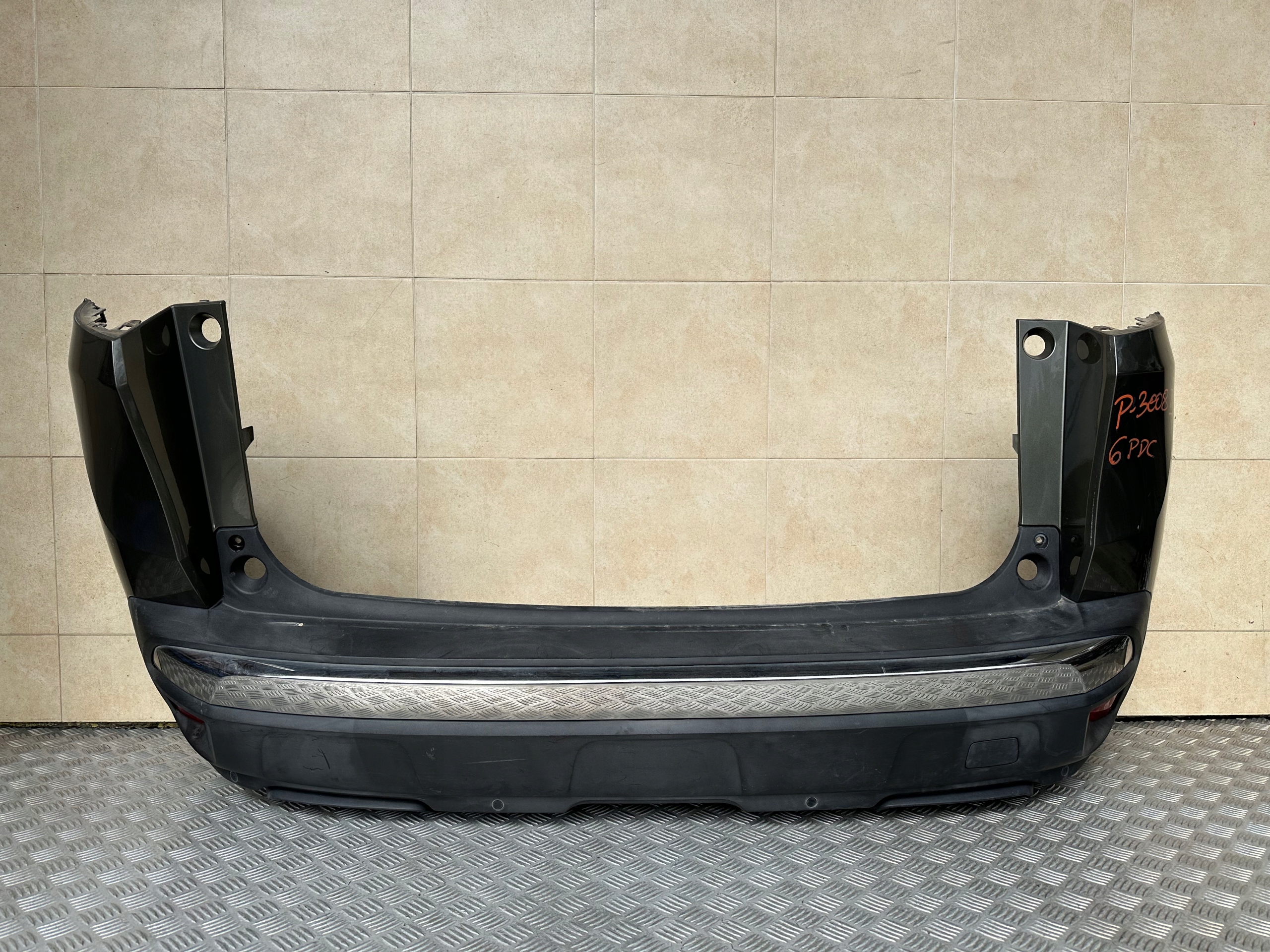 bumper rear complete PEUGEOT 3008 II 6 PDC 17R.