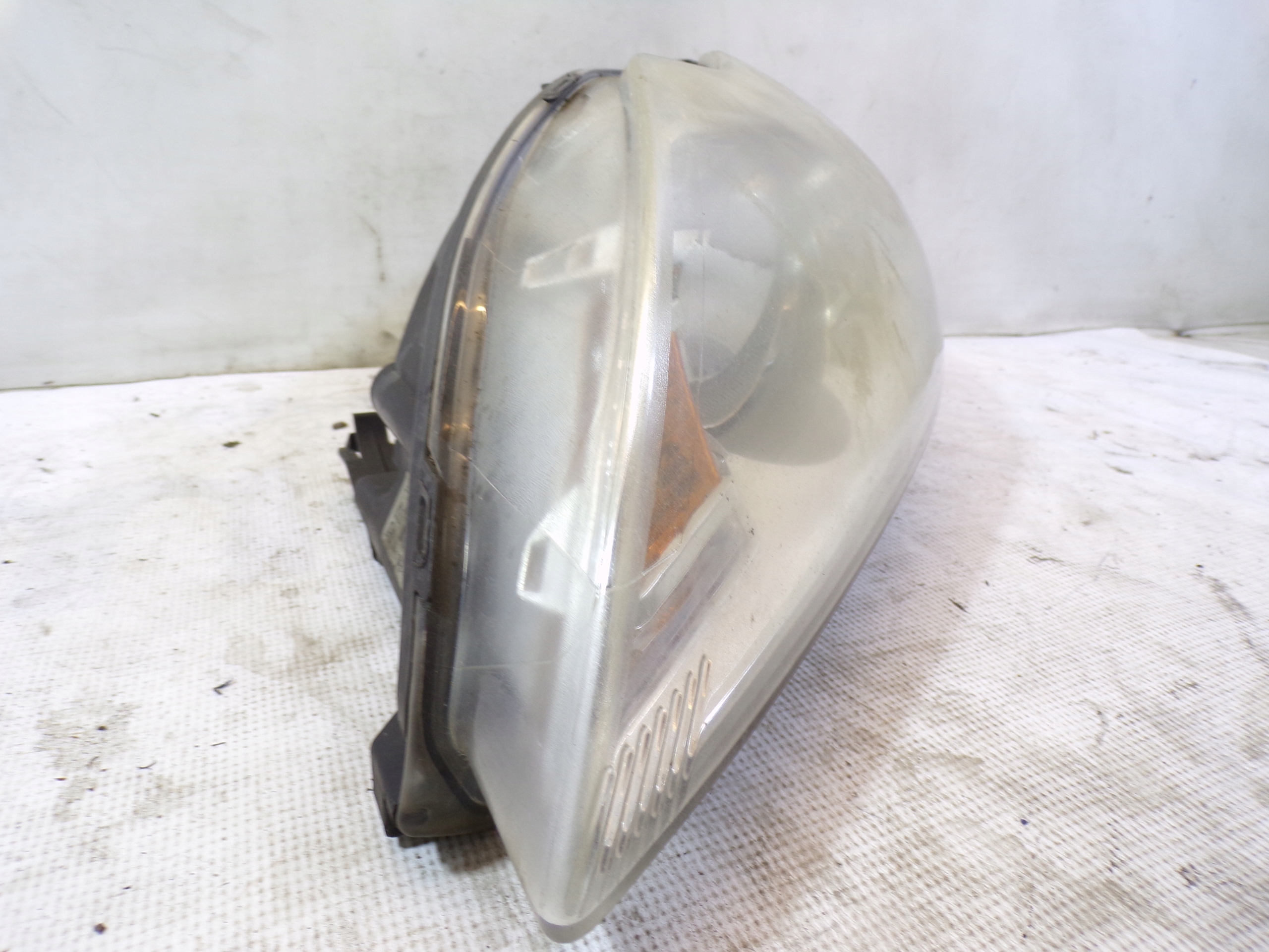 light front front left FORD FOCUS 2 II LIFT (4) (K1)