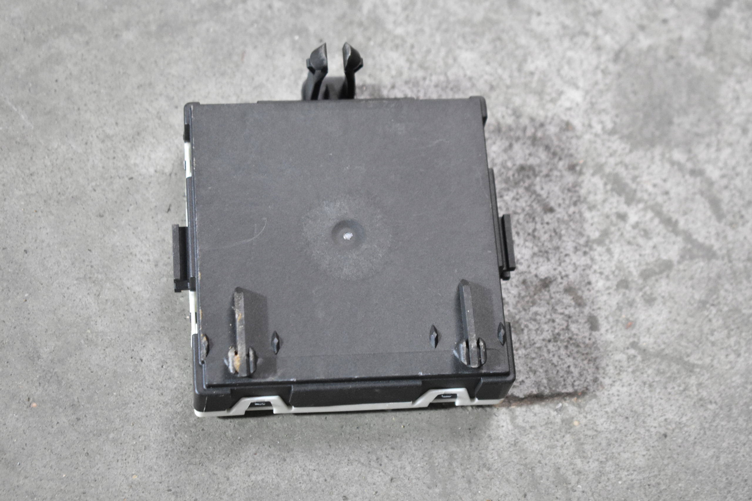 IDEALNY module control unit door MERCEDES W206 X254 1