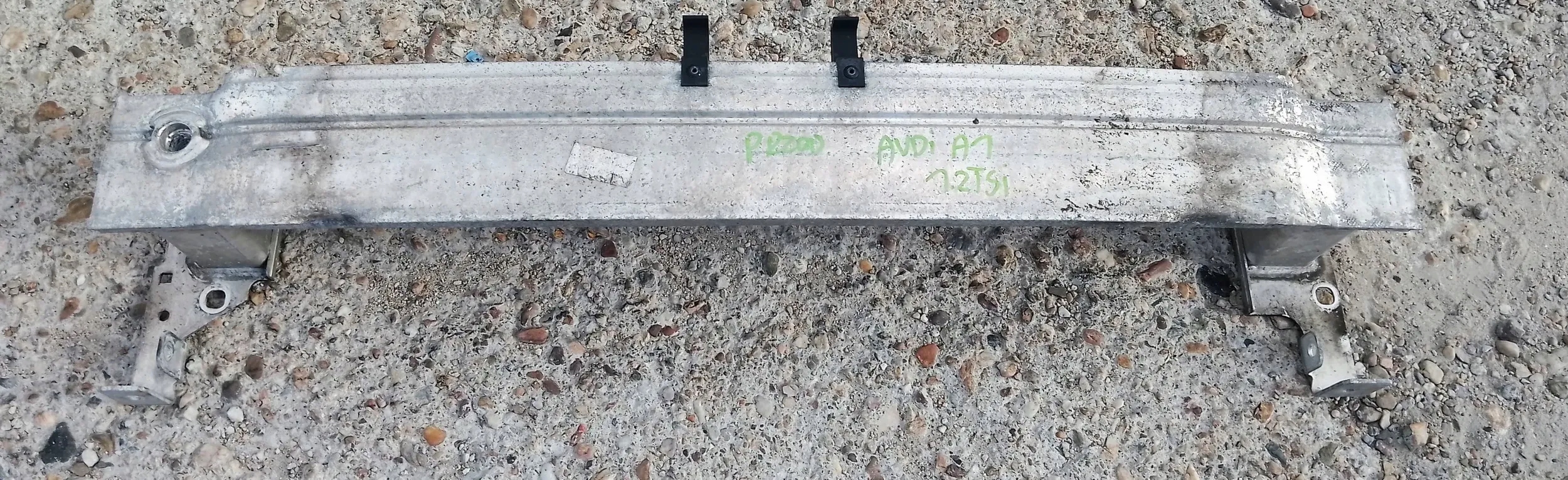 AUDI A1 БАЛКА БАМПЕРА ПЕРЕД ПЕРЕДНЯ