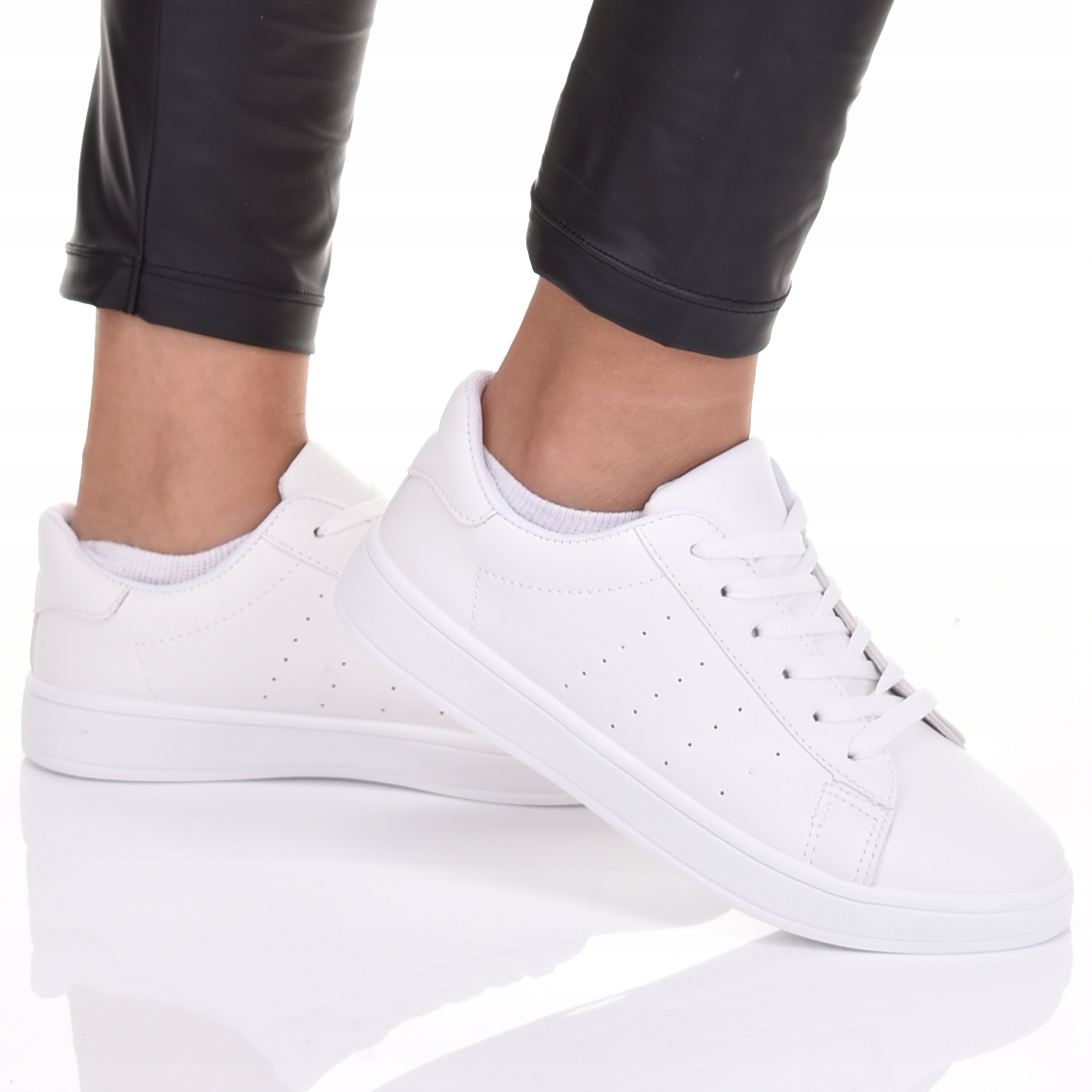 DAMSKIE BUTY SPORTOWE KLASYCZNE BIAŁE TRAMPKI TENISÓWKI Rozmiar 38