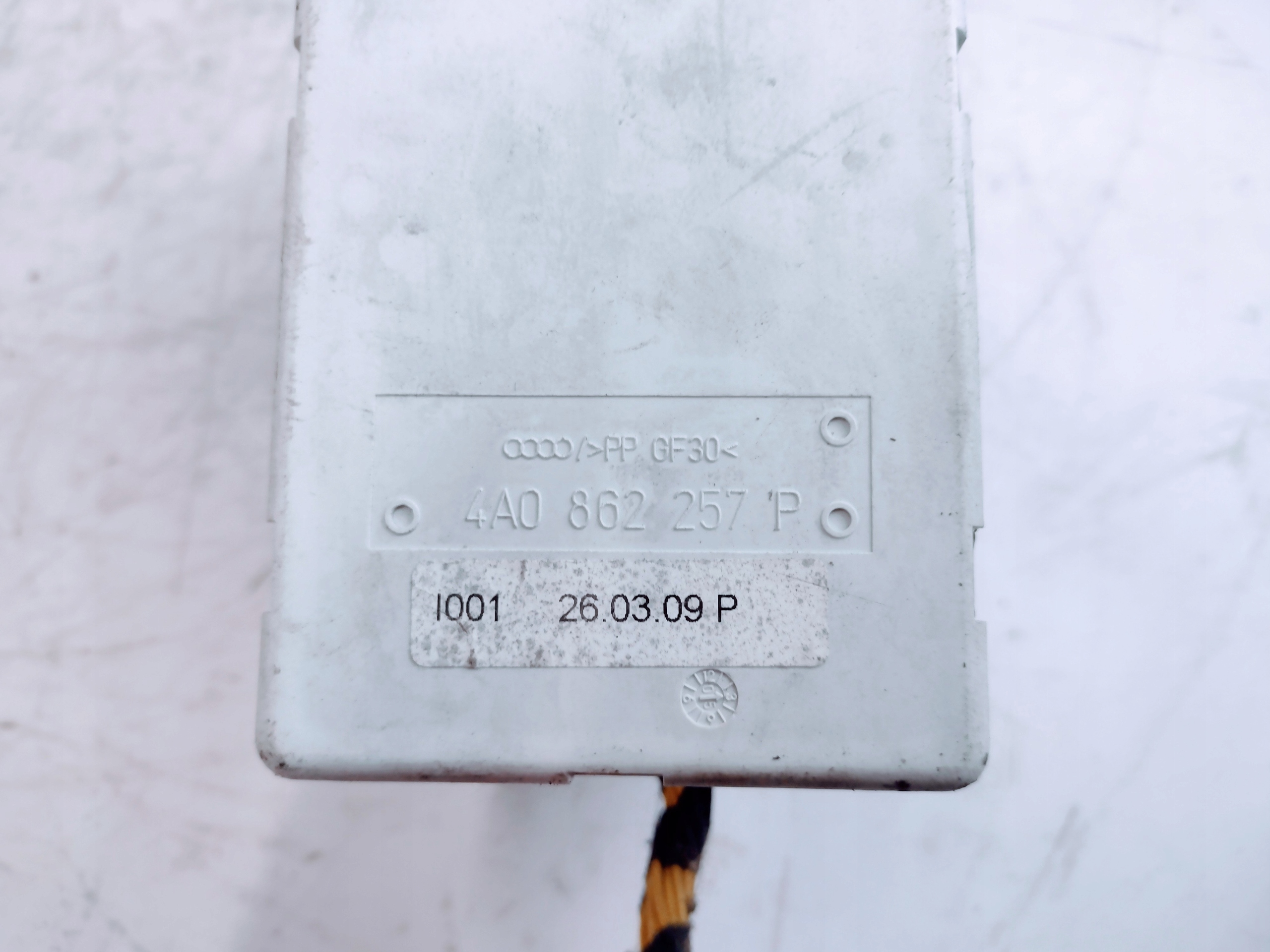 POMPKA ZAMKA CENTRALNEGO AUDI A4 B5 A3 8L Producent części Audi