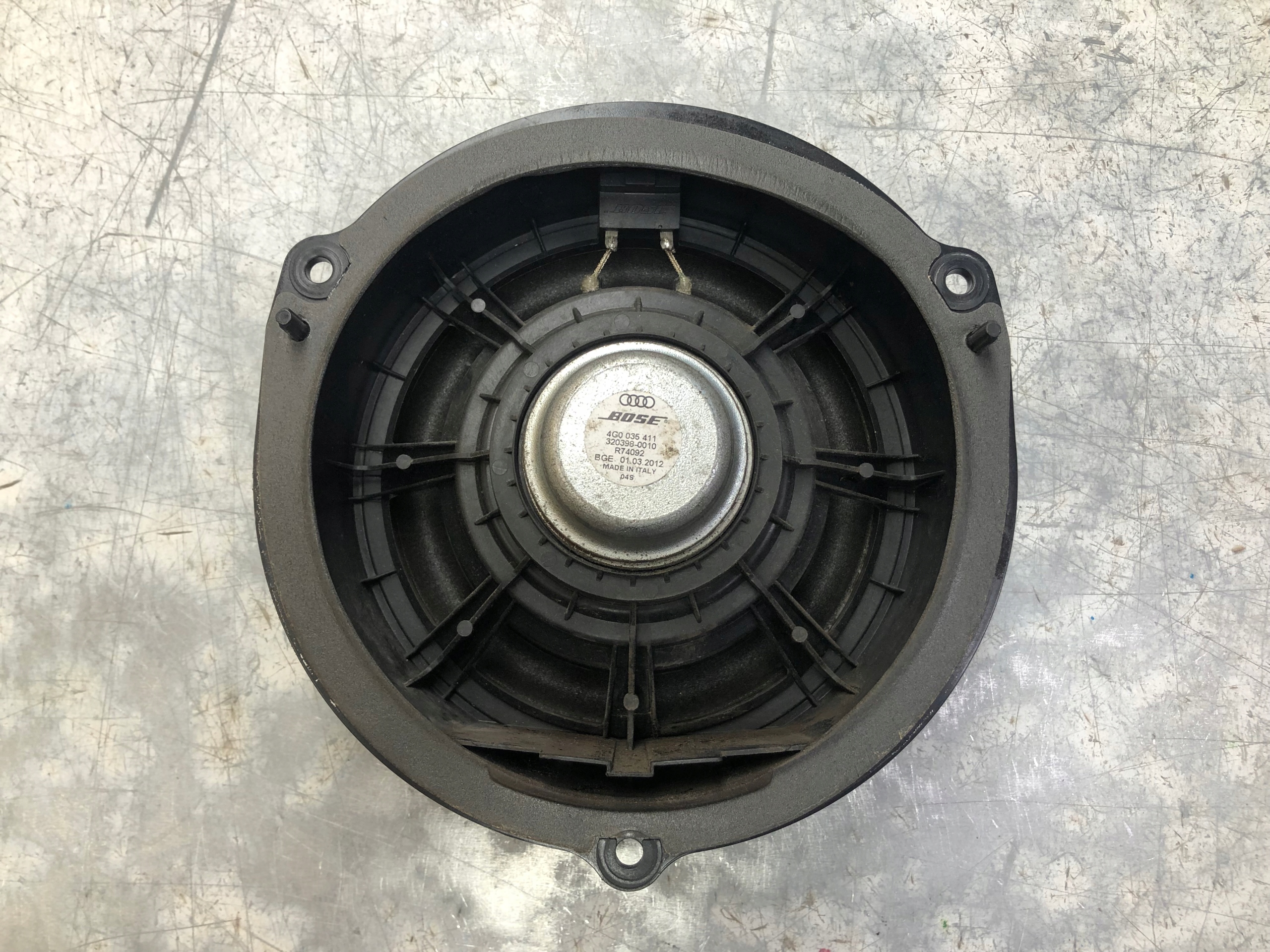 AUDI A6 C7 speaker door rear part BOSE 4G0035411
