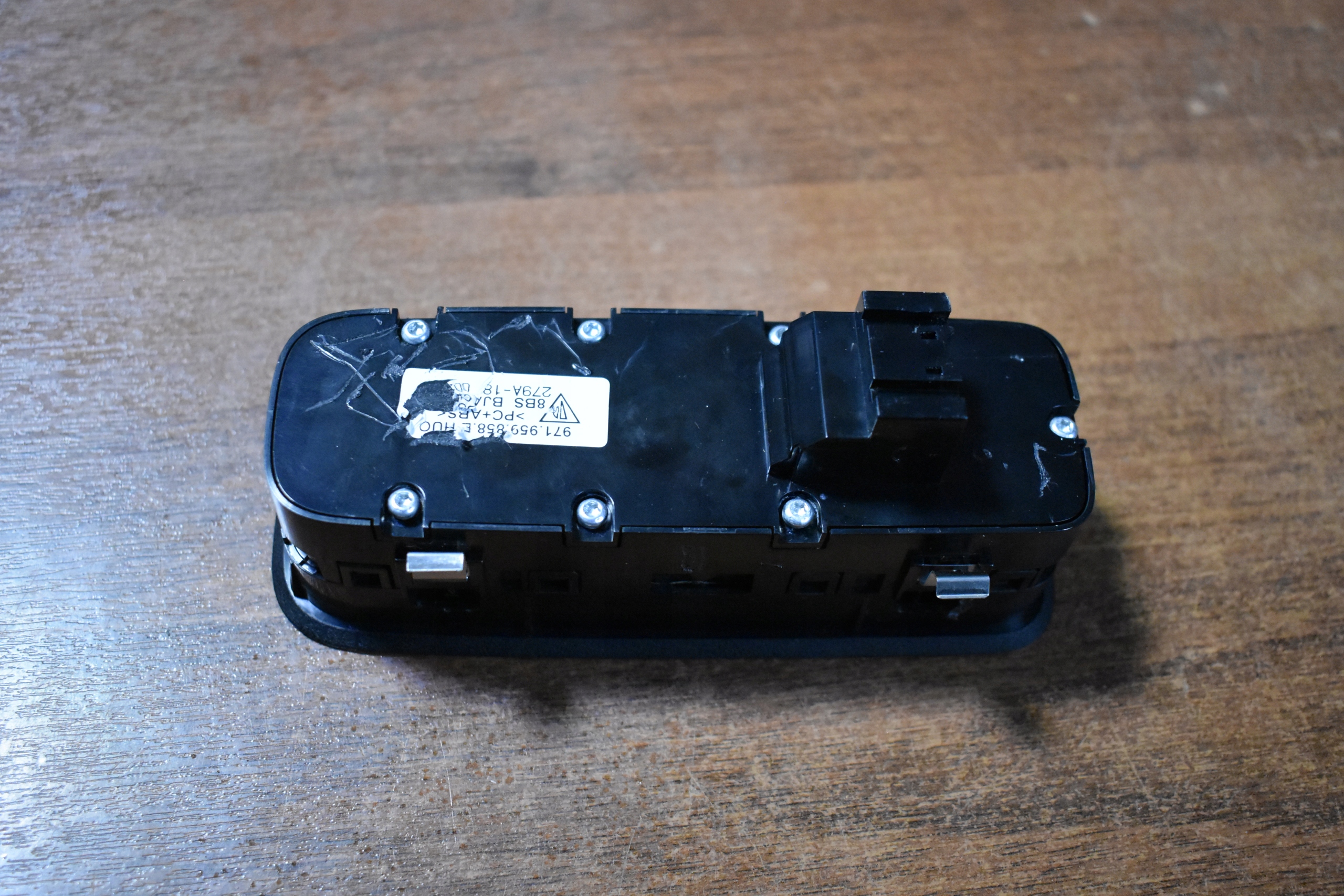 IDEALNY control panel of the window PORSCHE PANAMERA 971 CAYENNE 9Y 1