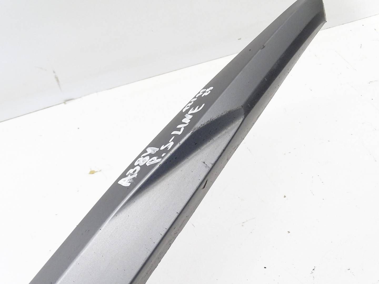 moulding cap threshold left side AUDI A3 8Y 8Y0853855
