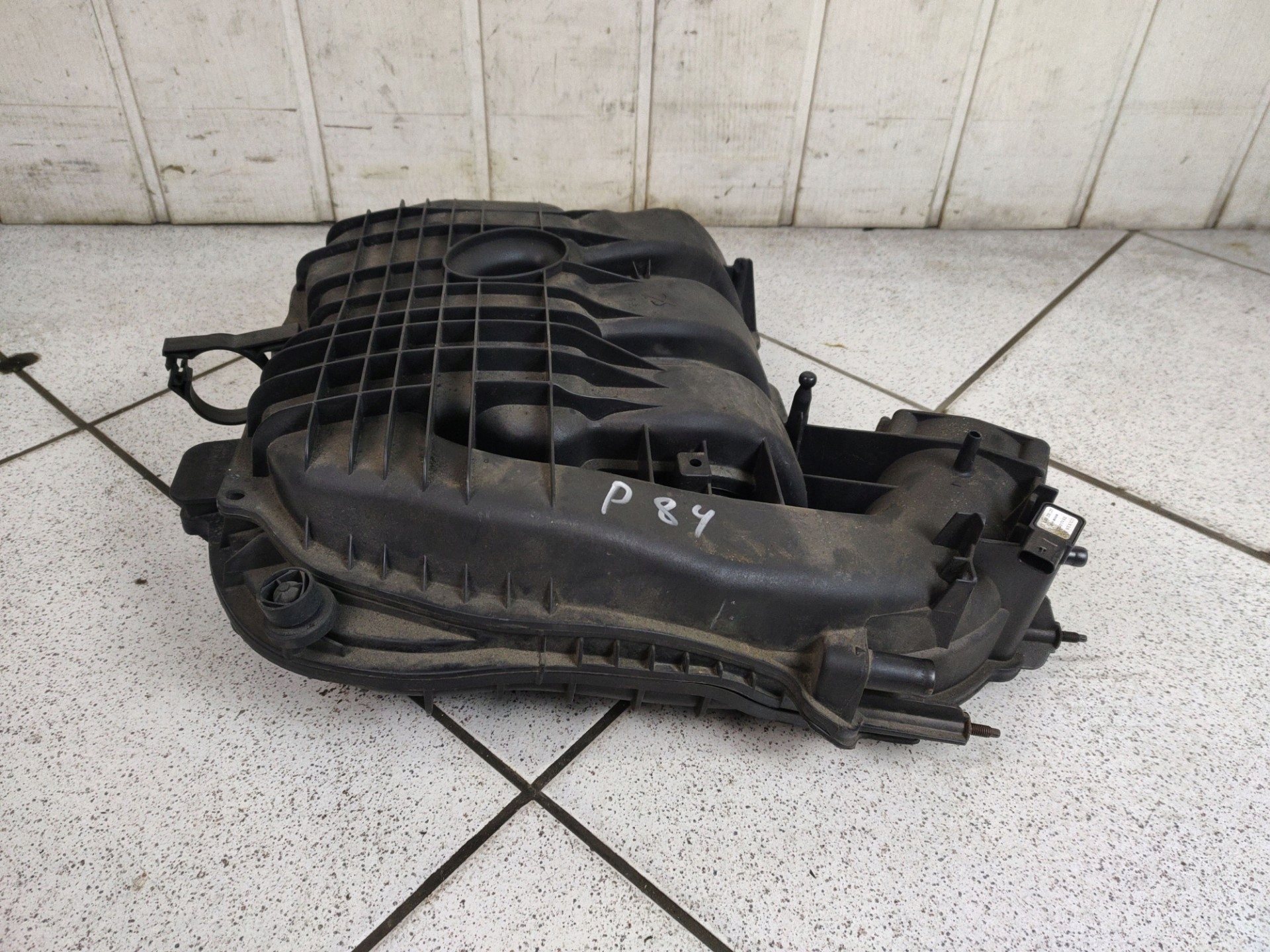 intake manifold Chrysler Town and Country 5 facelift 2012