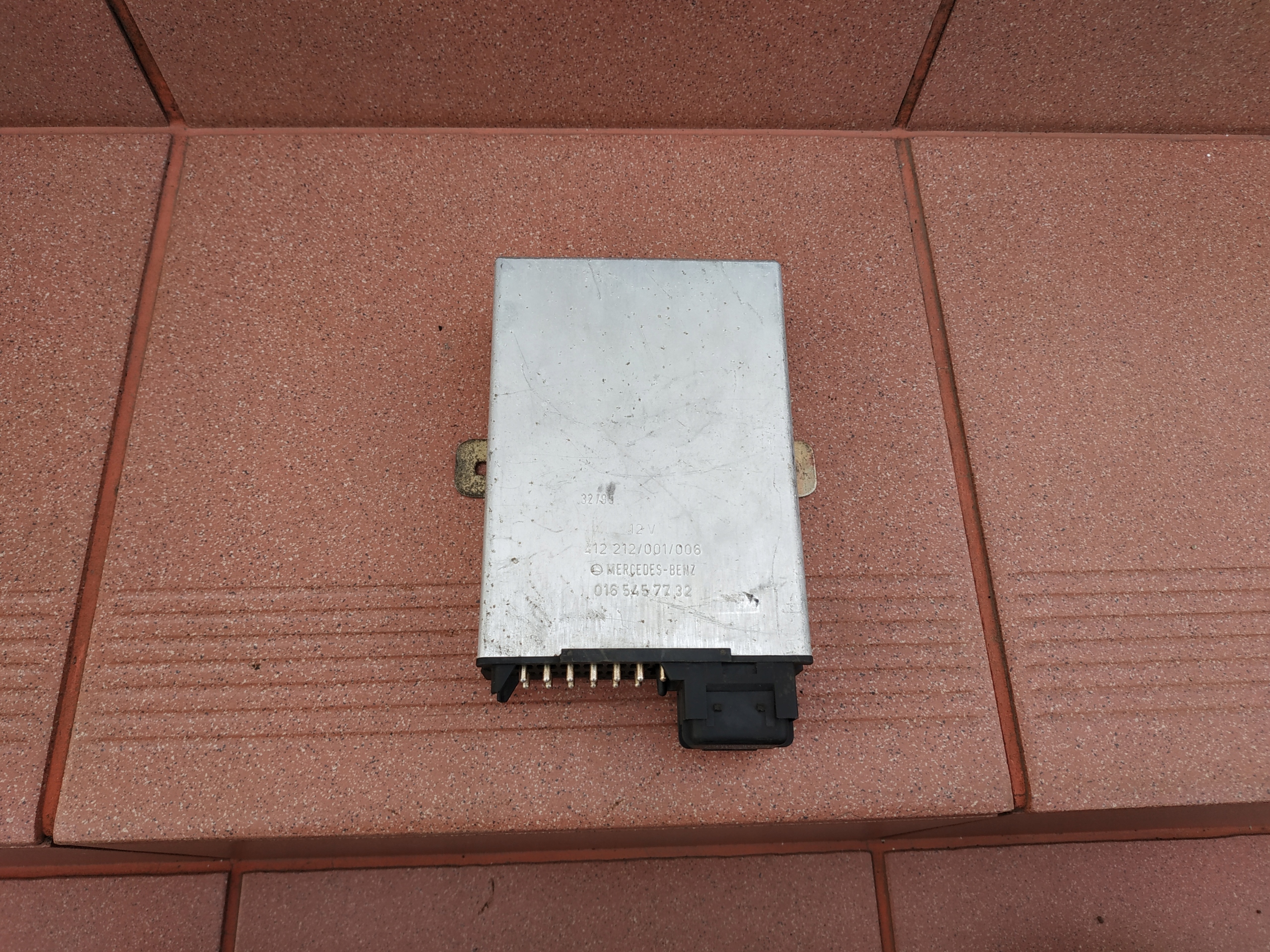 Moduł sterownik przekaźnik tempomatu Mercedes 124 W124