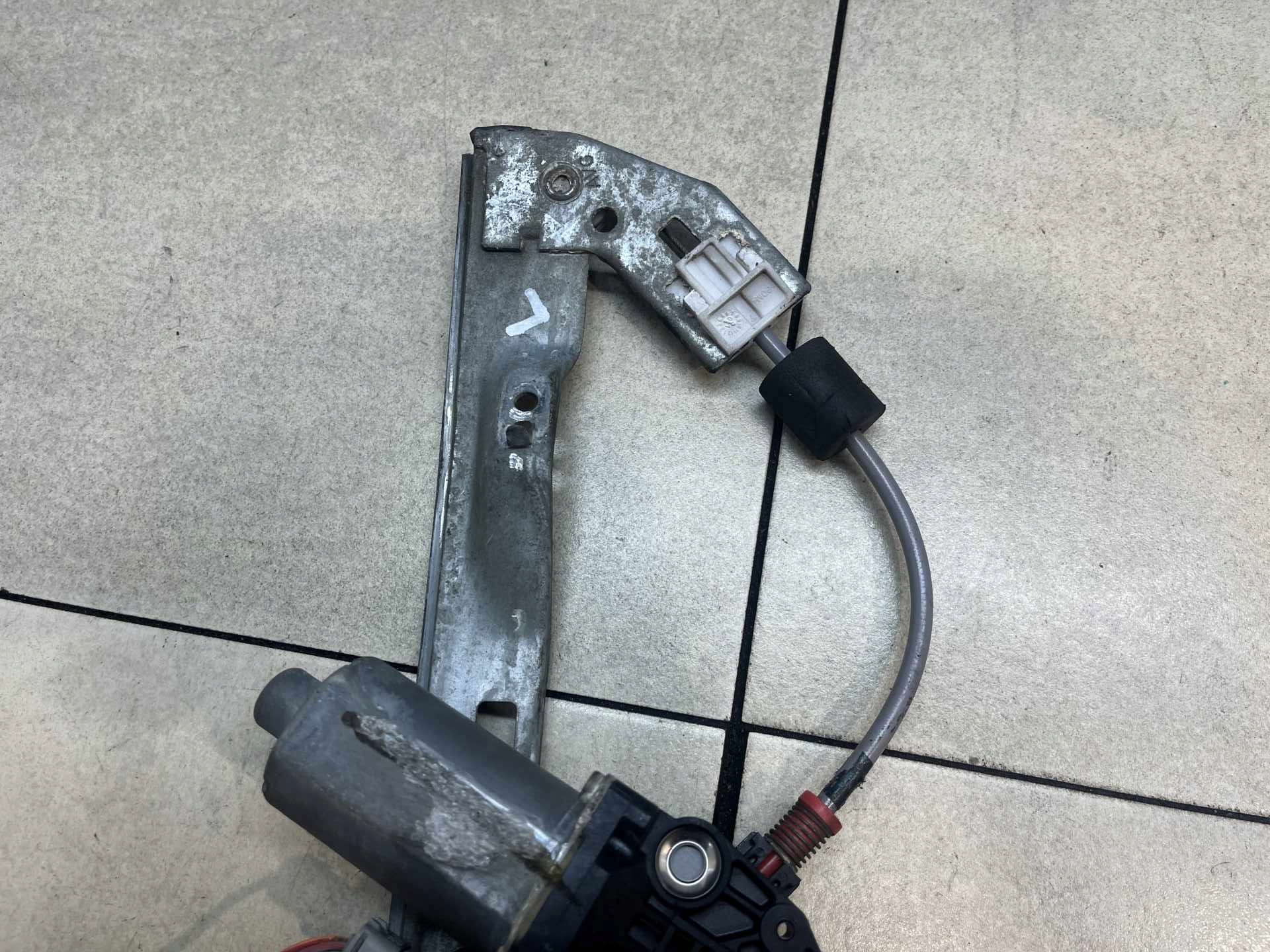 window regulator left front PEUGEOT 206 1.1
